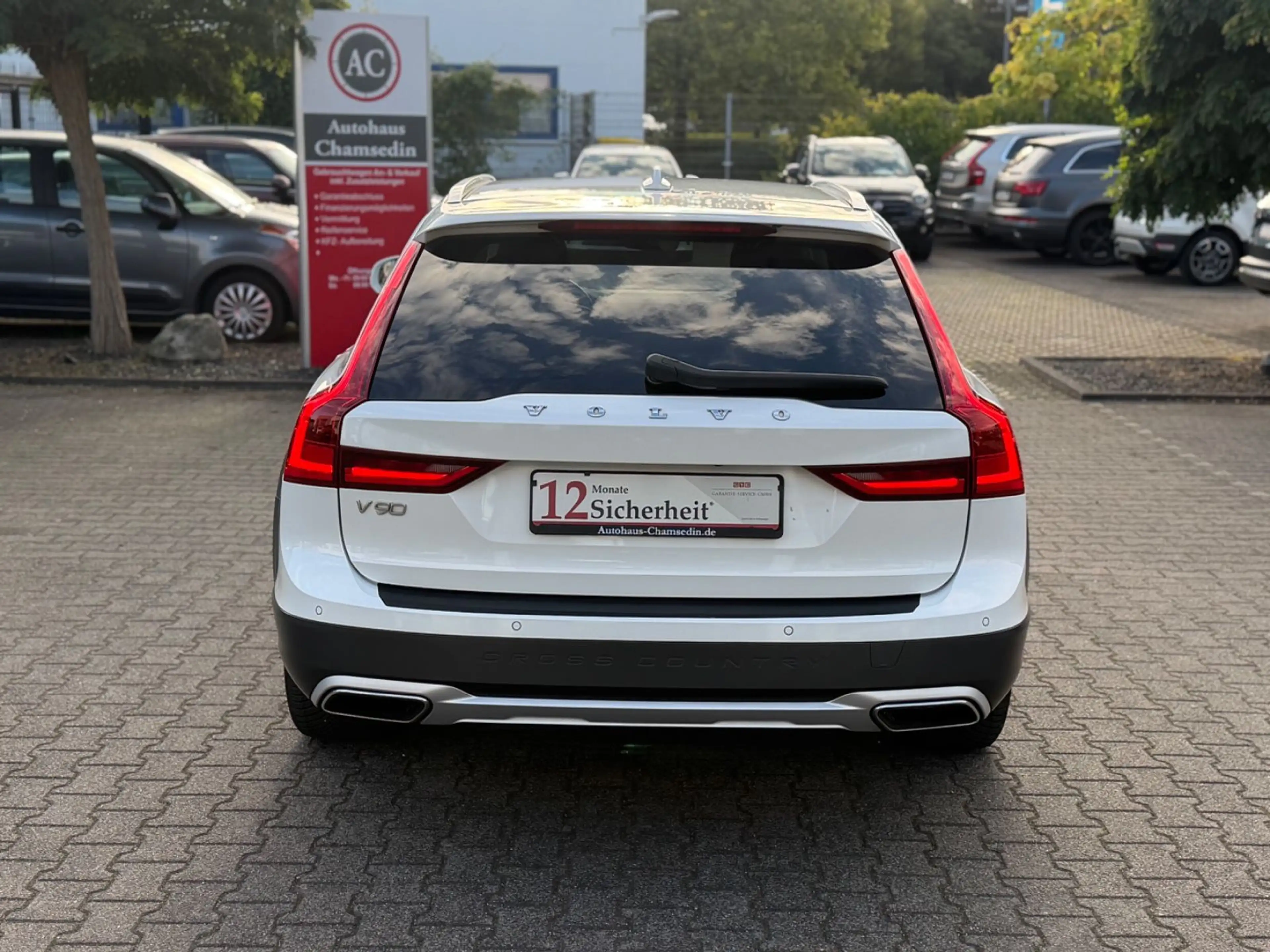 Volvo V90 Cross Country AWD — photo 5