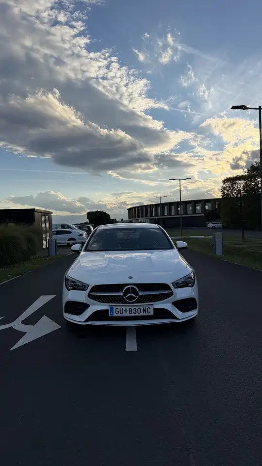Mercedes-Benz CLA 180