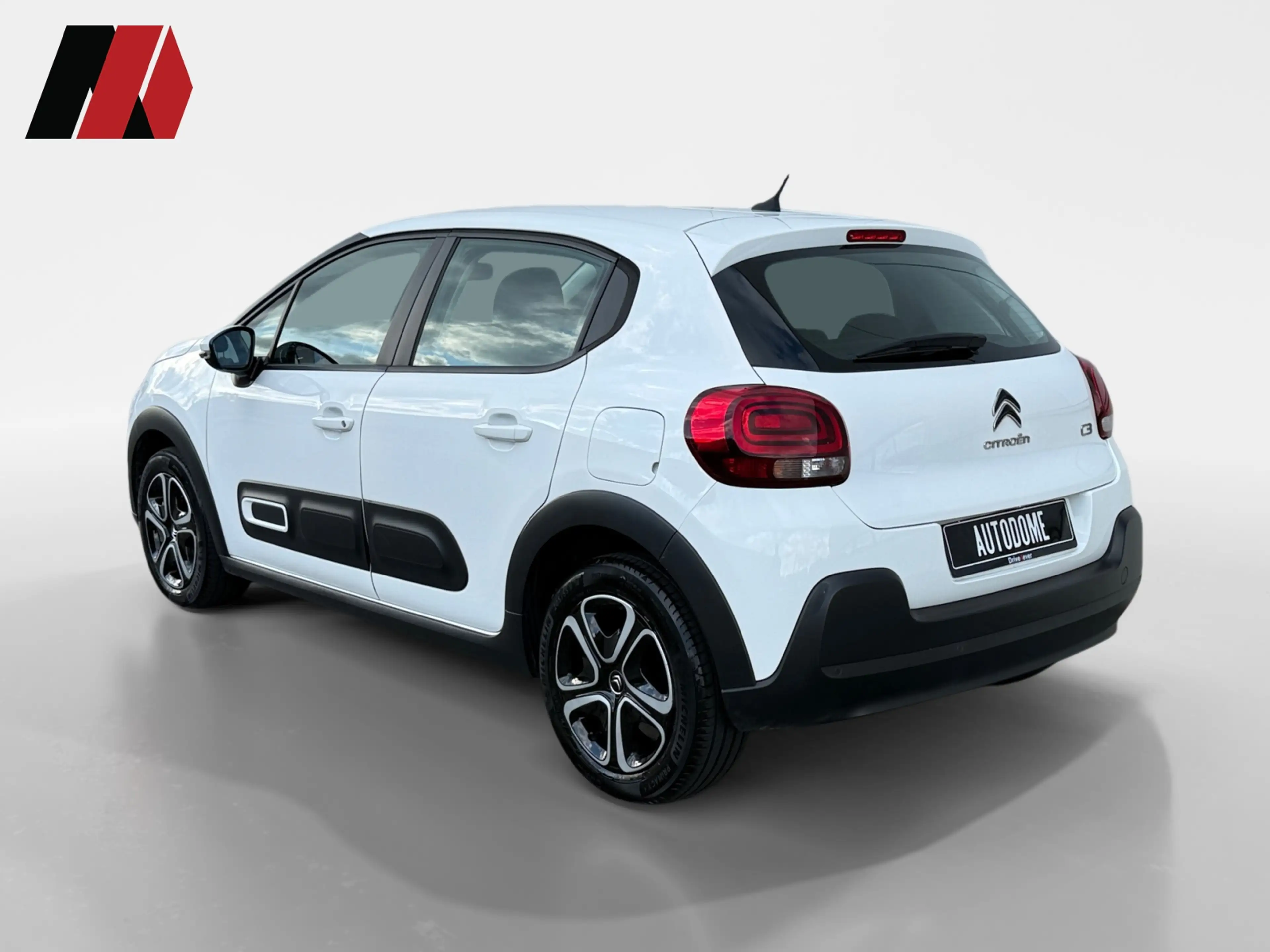 Citroen C3 1.2 PureTech Shine | NAVI | PDC | DAB | Cruise — photo 5