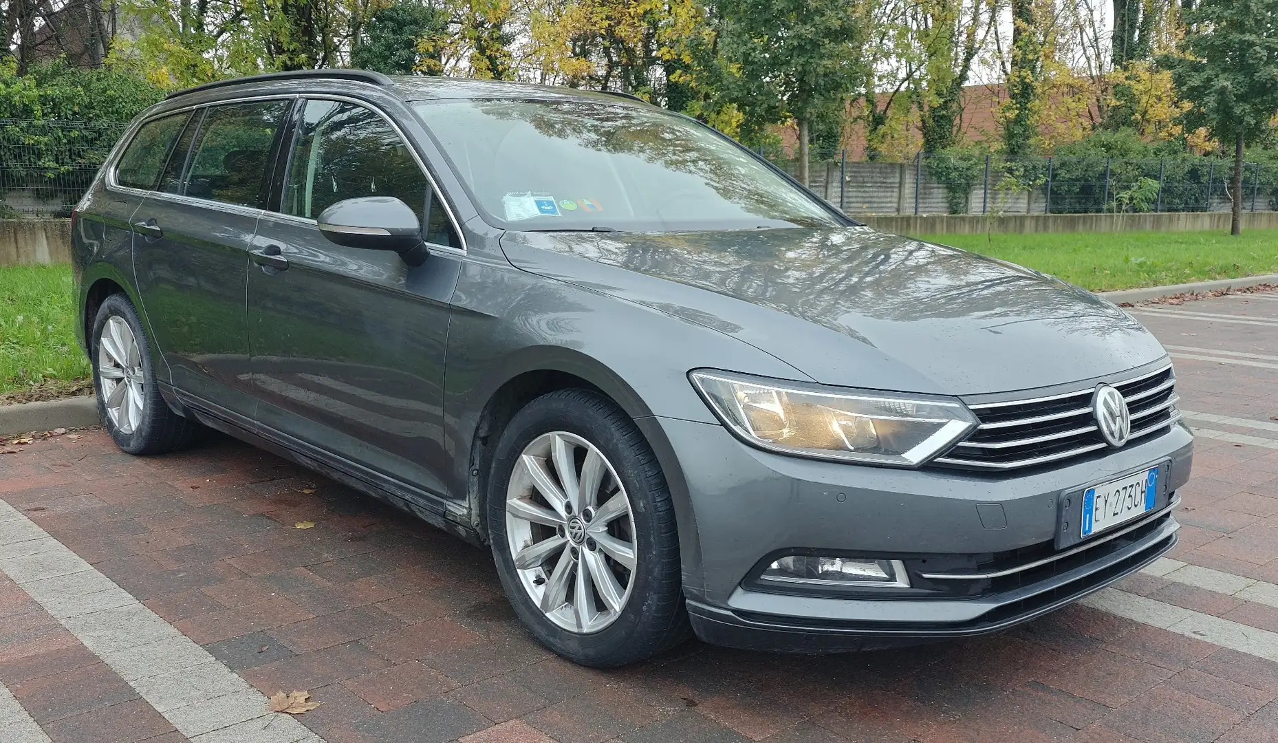 Volkswagen Passat Variant 2.0 tdi Highline Executive 150cv - 2
