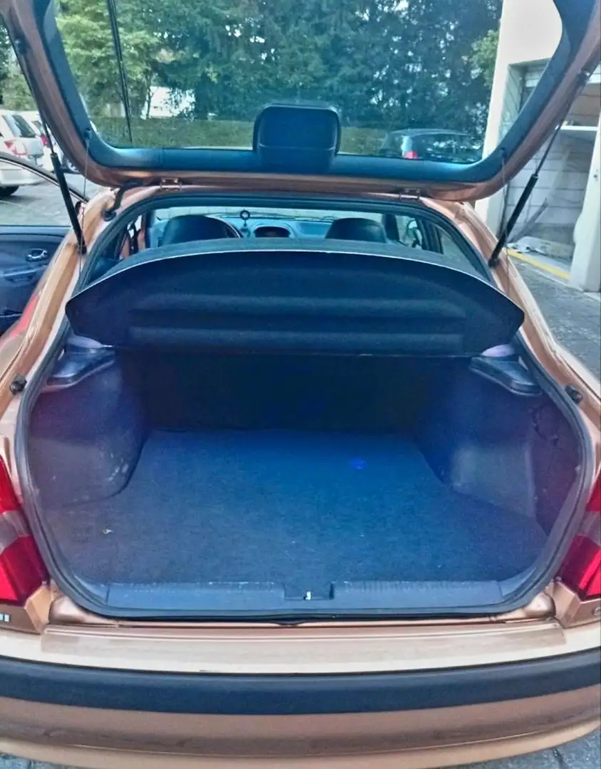 Mitsubishi Carisma 1.8 GDI Automatik Comfort - 1