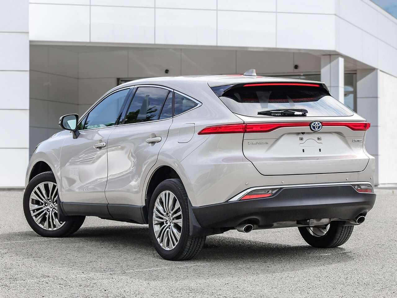 2024 Toyota Venza HEATED STEERING WHEEL-VENTILATED SEATS-MOONROOF- — снимка 1