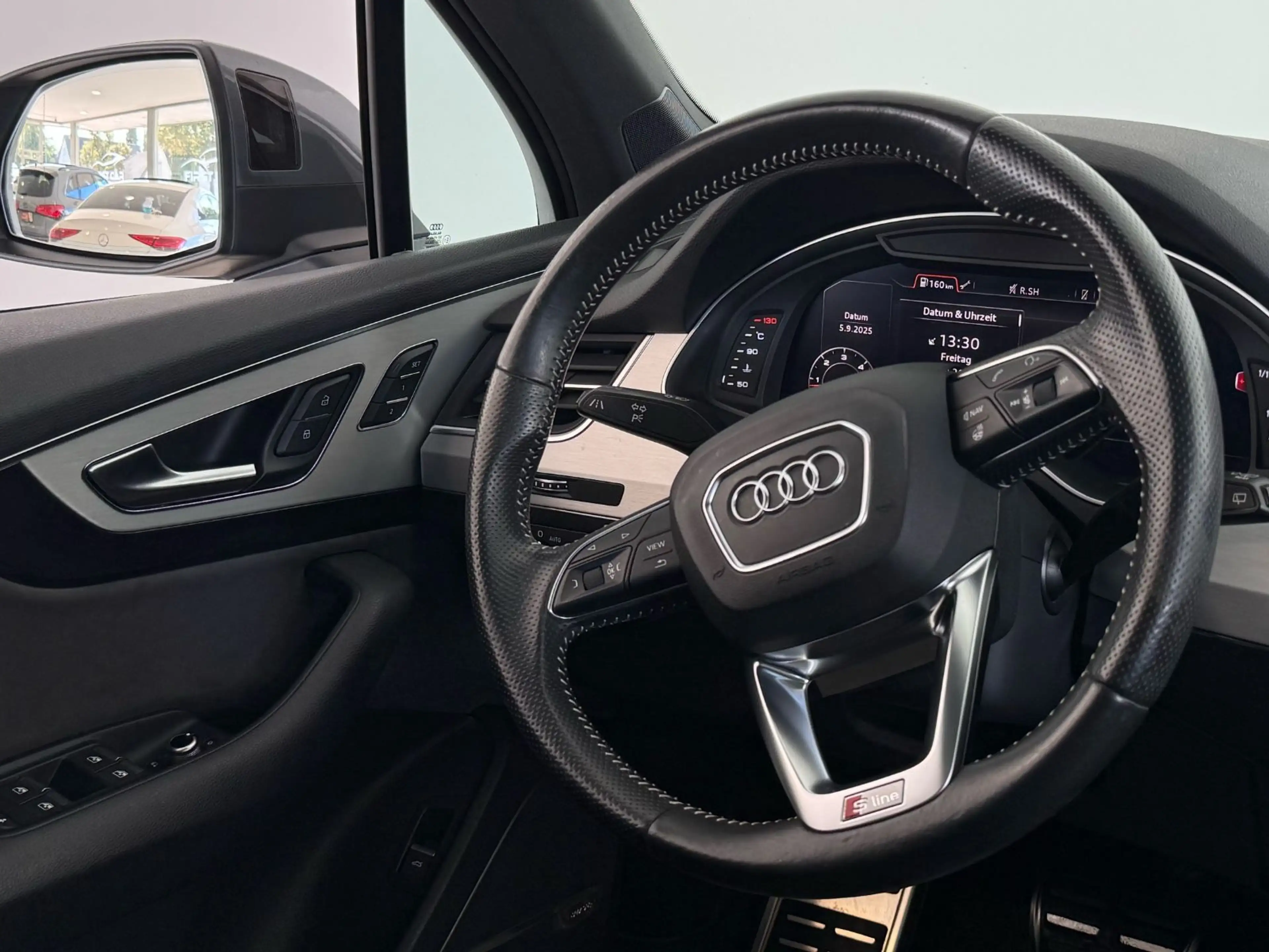 Audi Q7 3.0 TDI Quattro S-Line 7-Sitzer|PANO|1-HAND| — photo 6