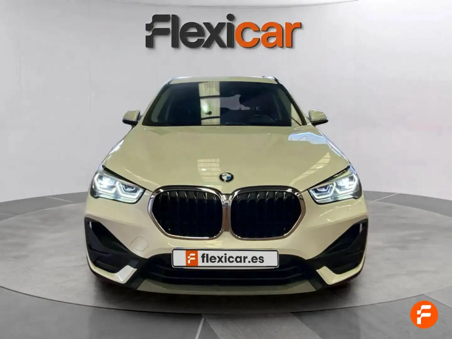BMW X1 sDrive 18dA Wit - 2