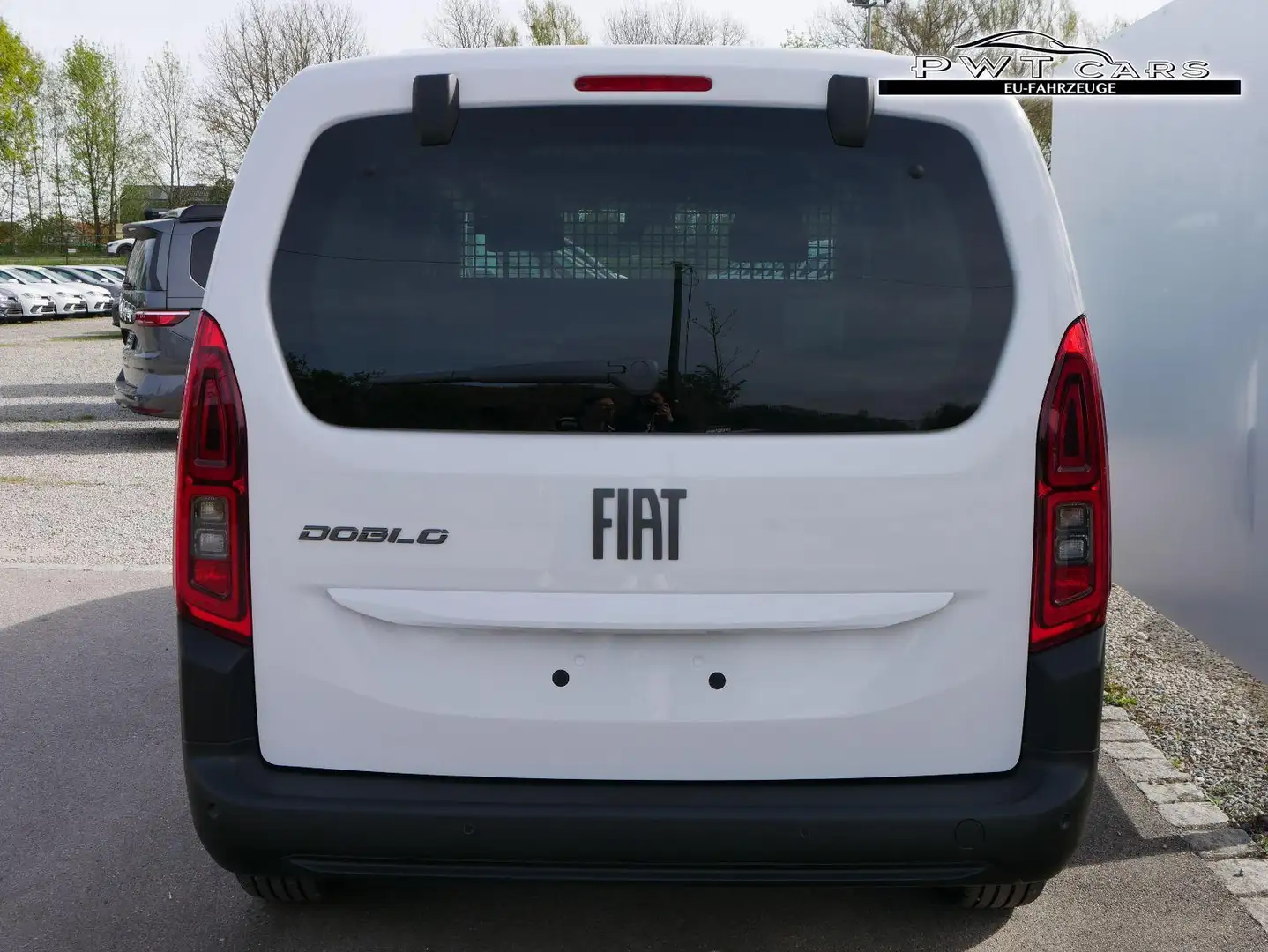 Fiat Doblo BlueHDI Combi L2 1.5 *PDC HINTEN*KLIMA*DAB*TEMP... Weiß - 2