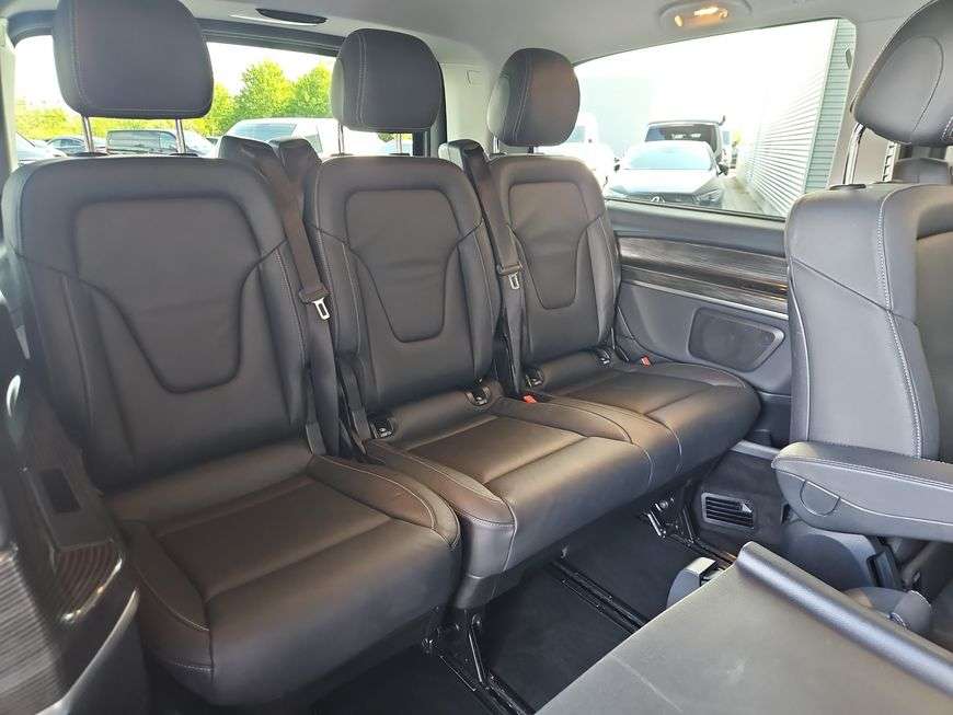 Mercedes-Benz V 250