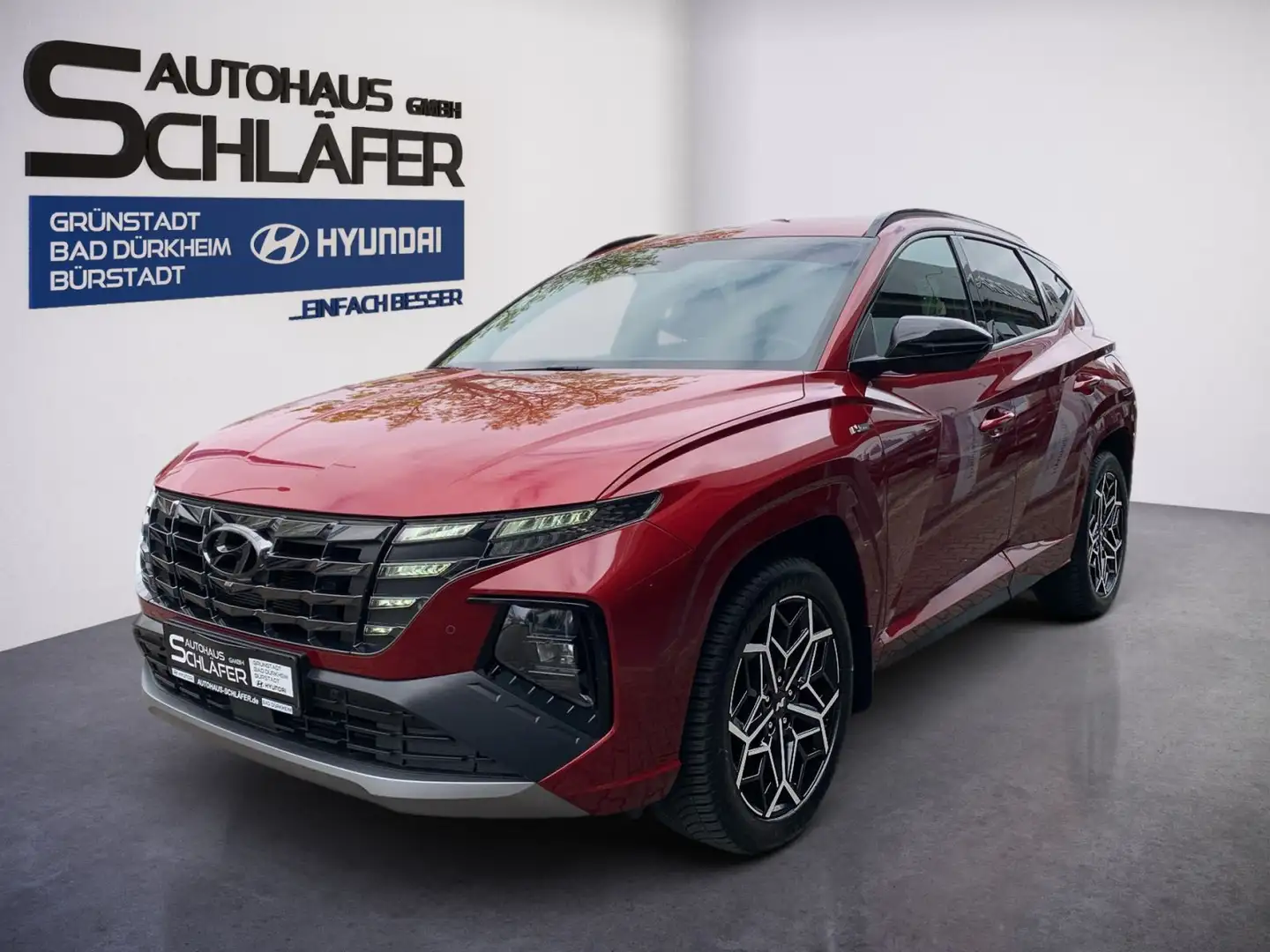 Hyundai TUCSON TUCSON 1.6 T-GDI N Line Plug-In Hybrid 4WD AHK Červená - 1