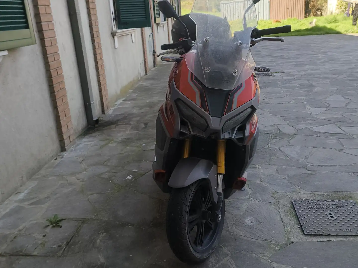 KL Motors Brera X 300 Rosso - 1
