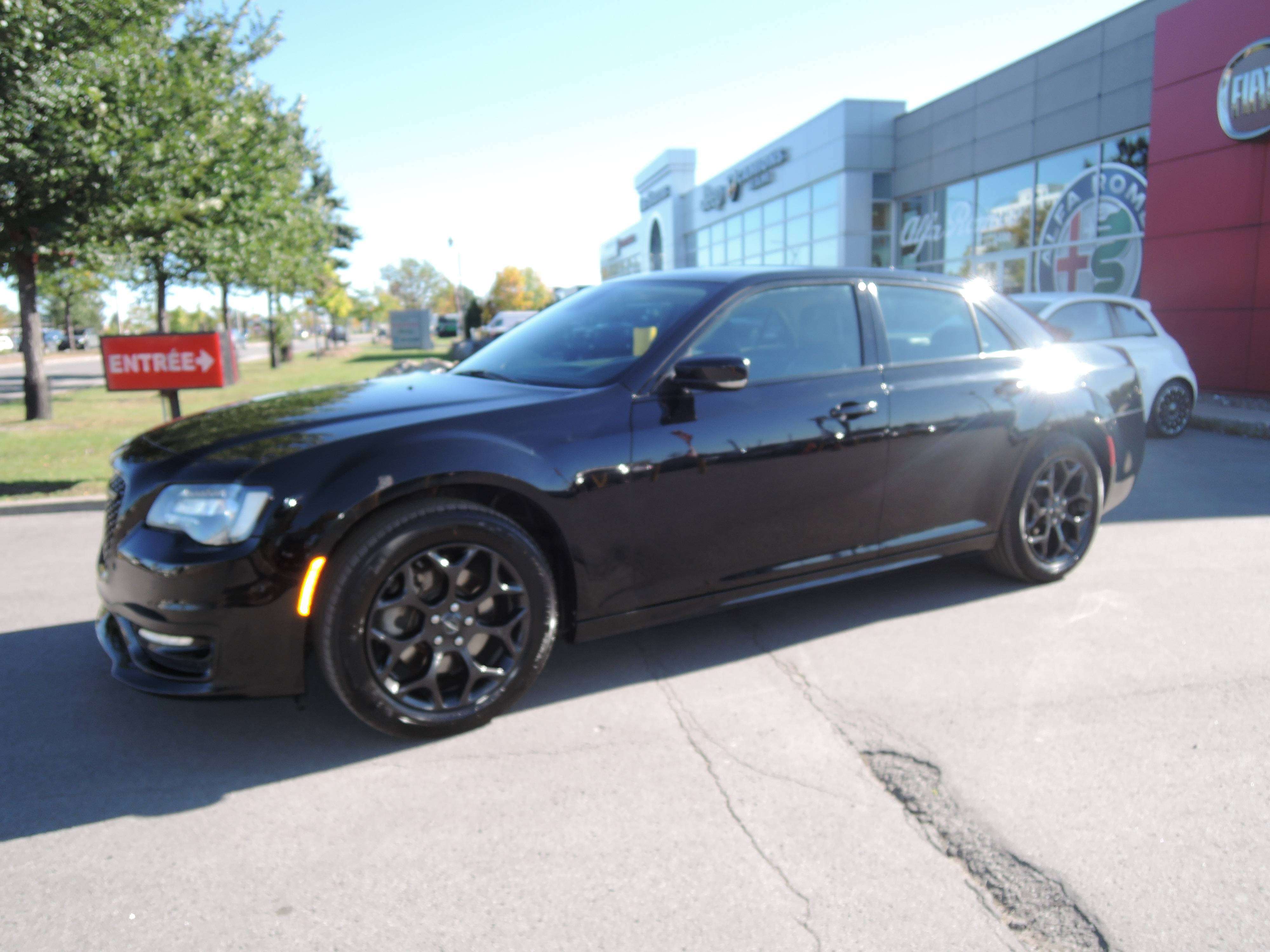 2022 Chrysler 300