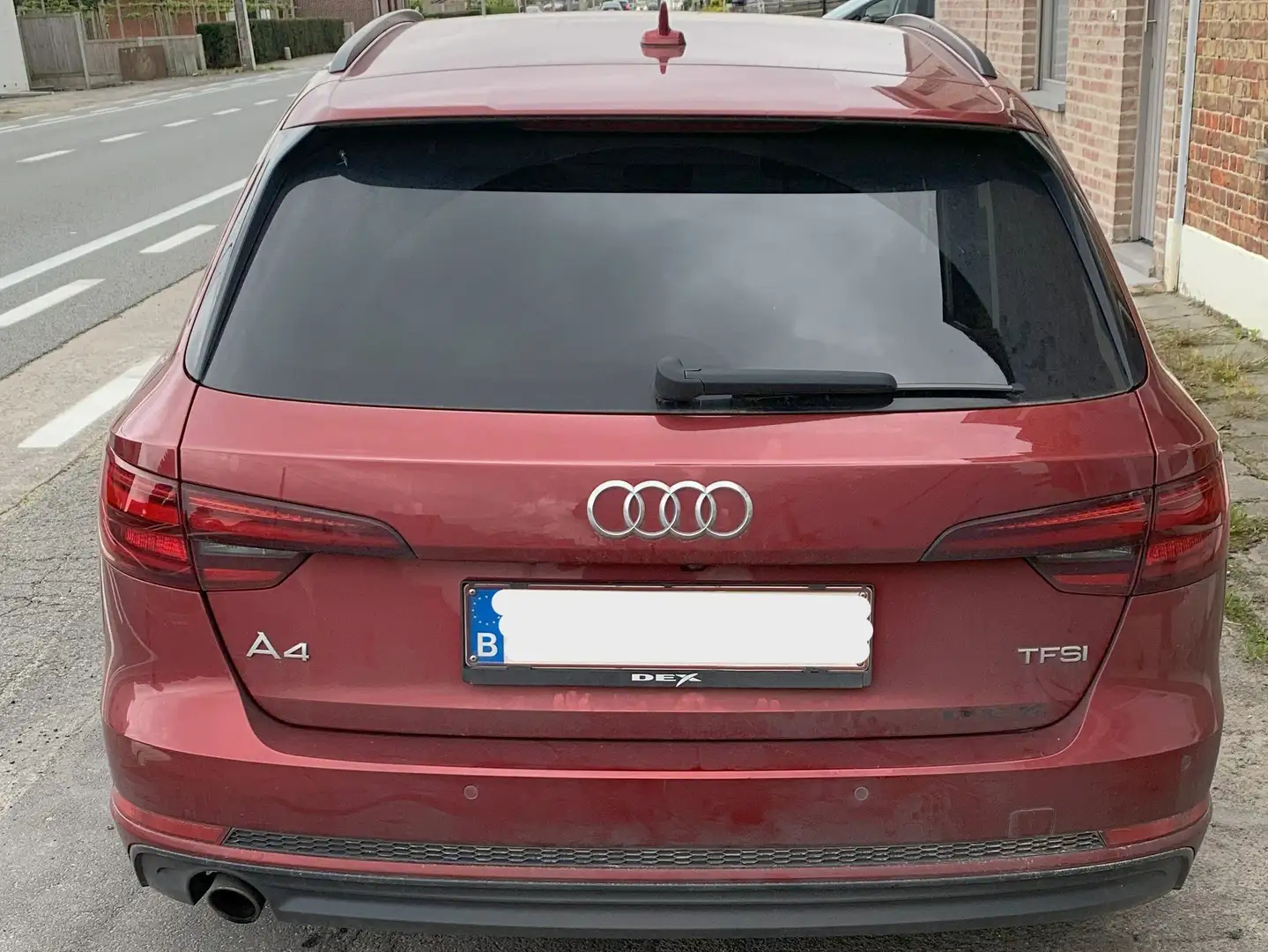 Audi A4 A4 Avant 1.4 TFSI sport Rouge - 1