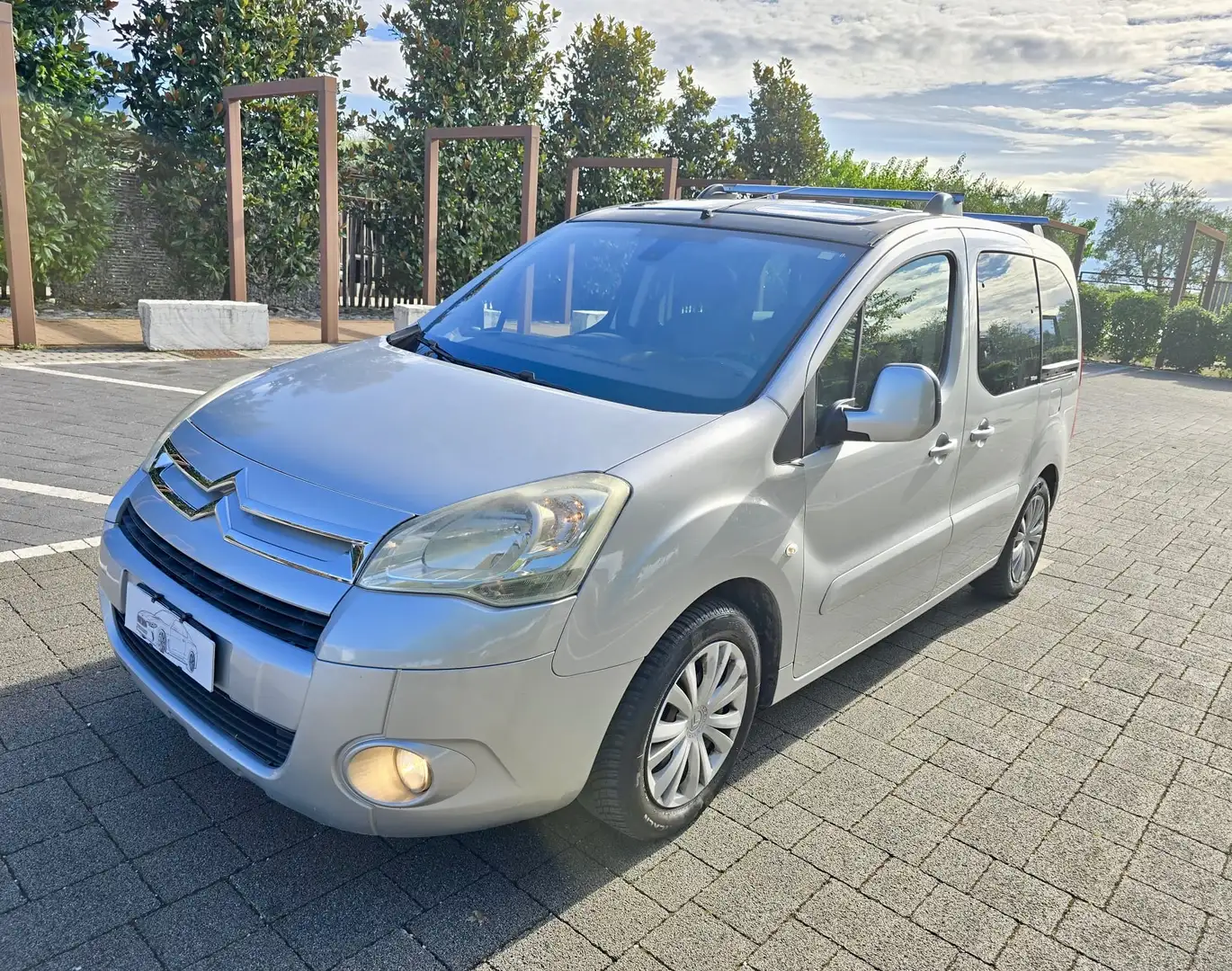 Citroen Berlingo 1.6 Gpl Autovettura 5 posti Ok neopatentati - 1