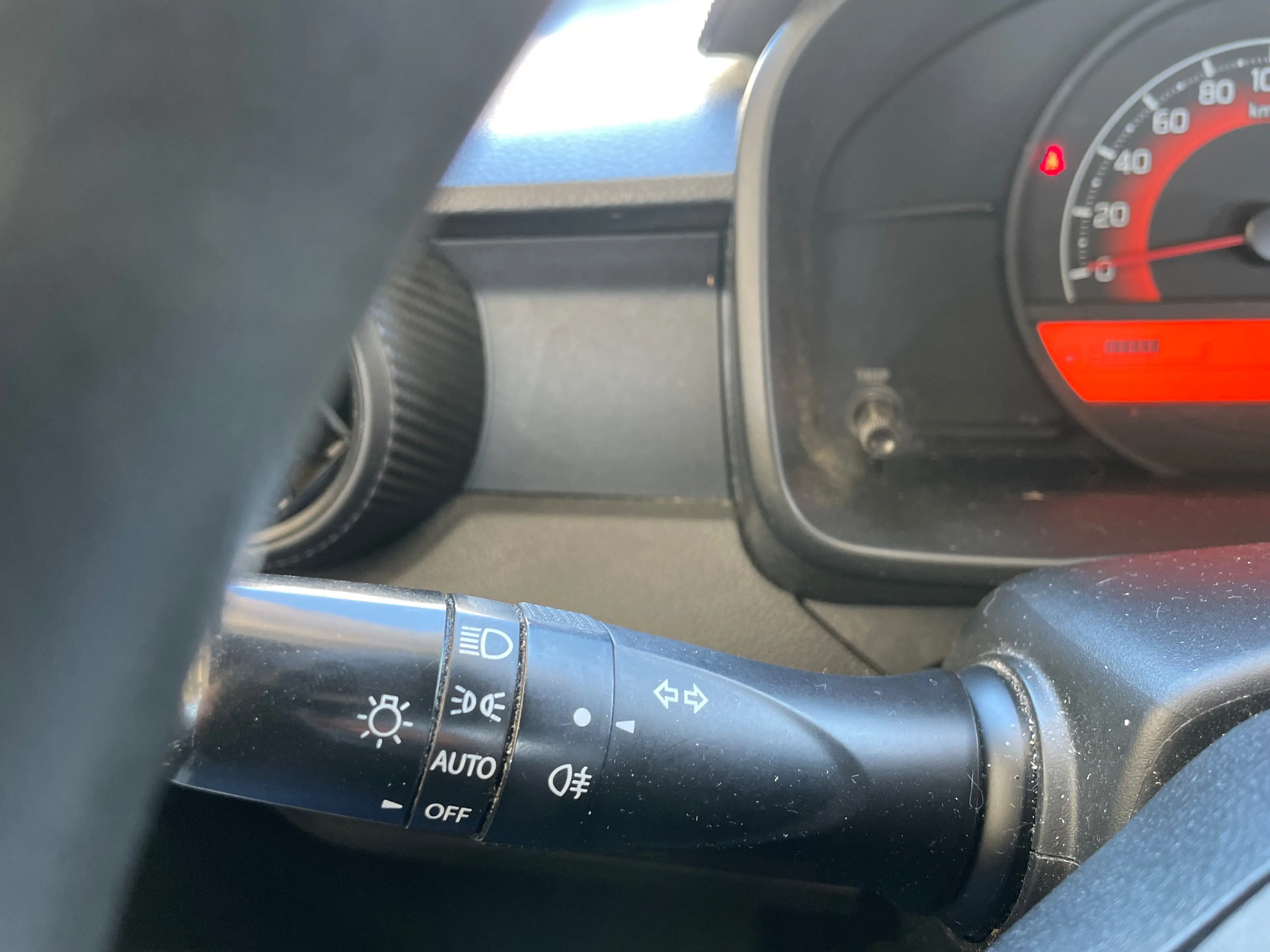 Suzuki Ignis Ignis Dualjet Basis — photo 8