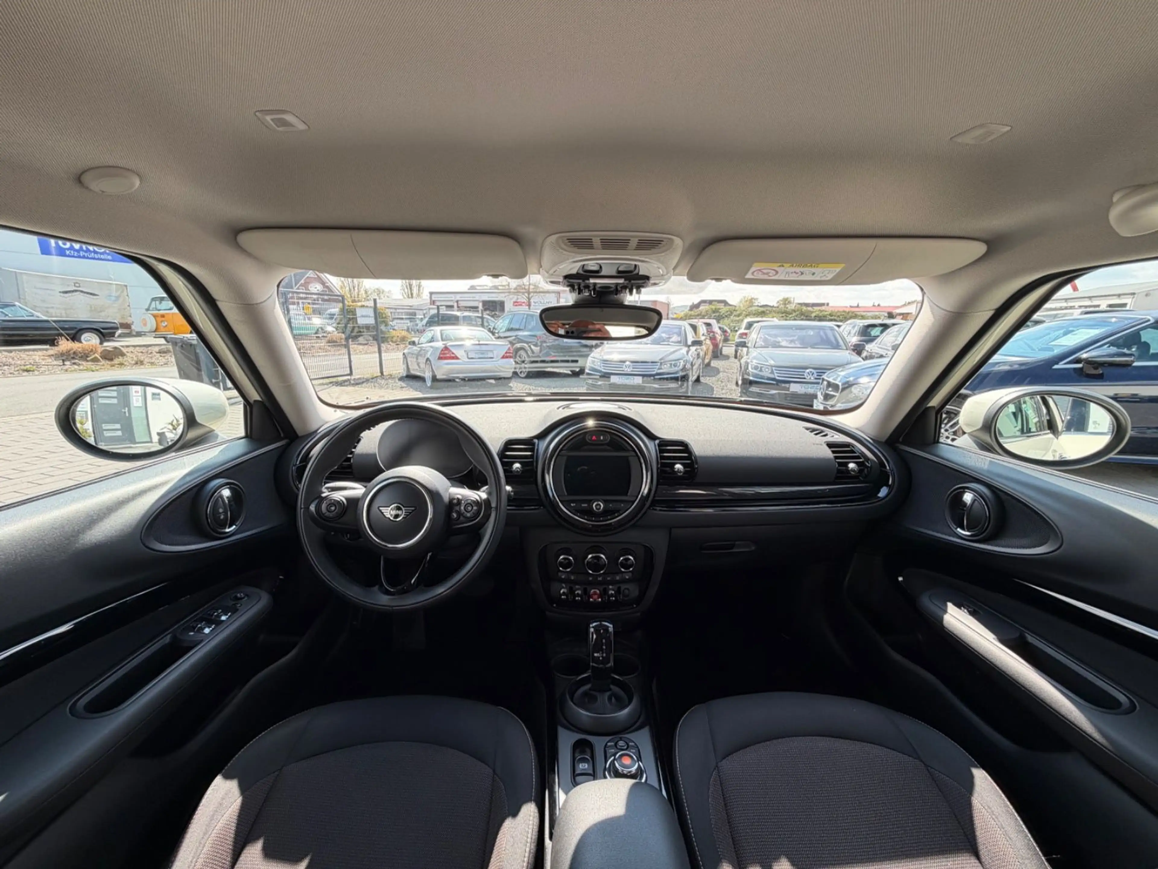MINI Cooper D Clubman *LED*NAVI*SHZ*AHK*GARANTIE*TOP* — photo 10