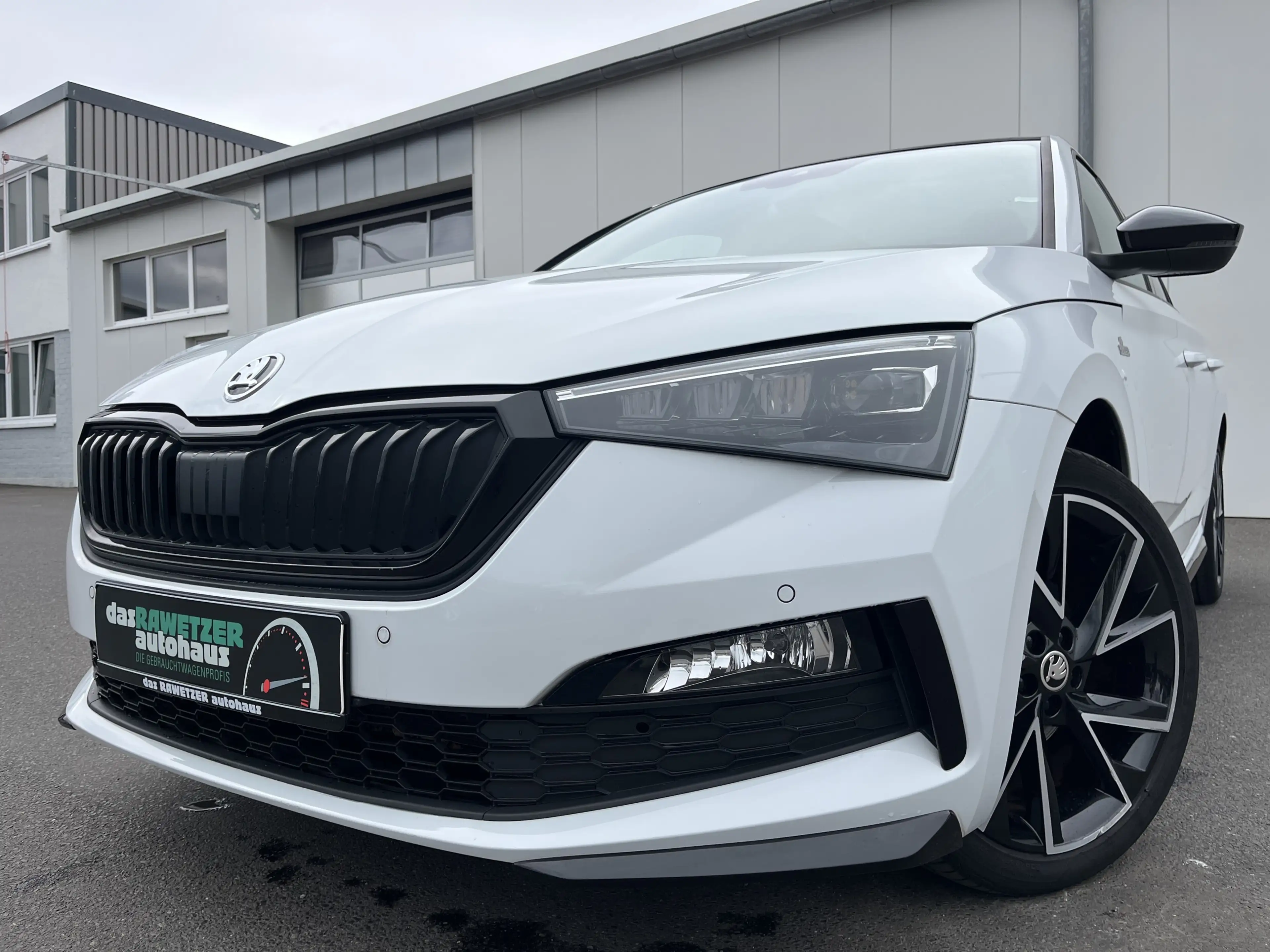 Skoda Scala 1.0 TSI Monte Carlo 116€ m.20% Anz. PANO LED PDC