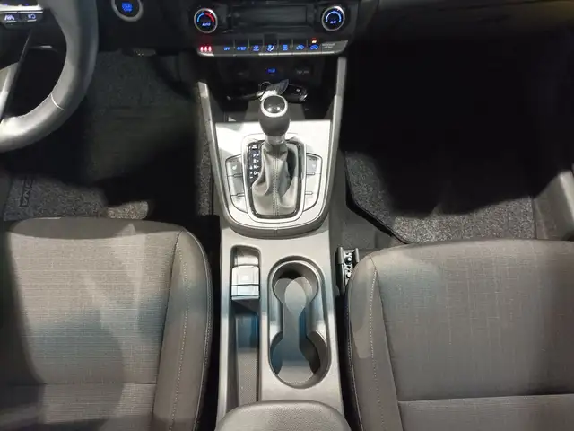 Hyundai Kona view 13