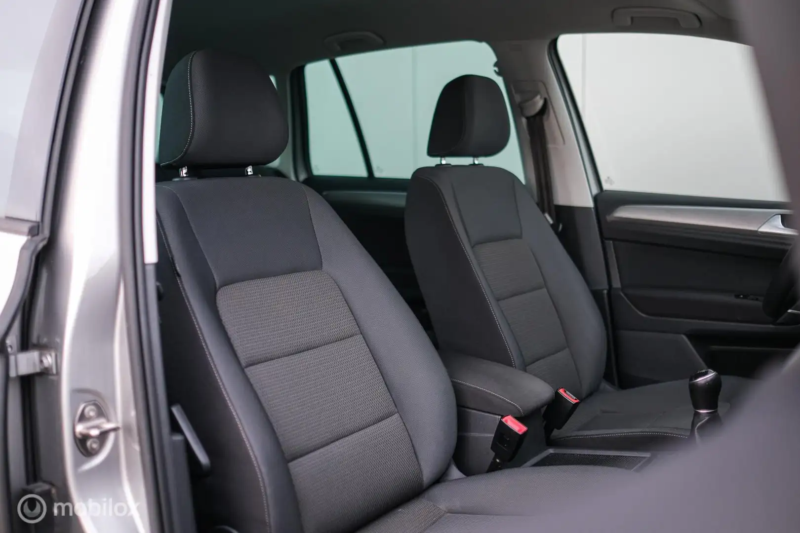 Volkswagen Golf Sportsvan 1.0 TSI Comfortline | PDC | Navigatie | Cruise | T Gris - 2