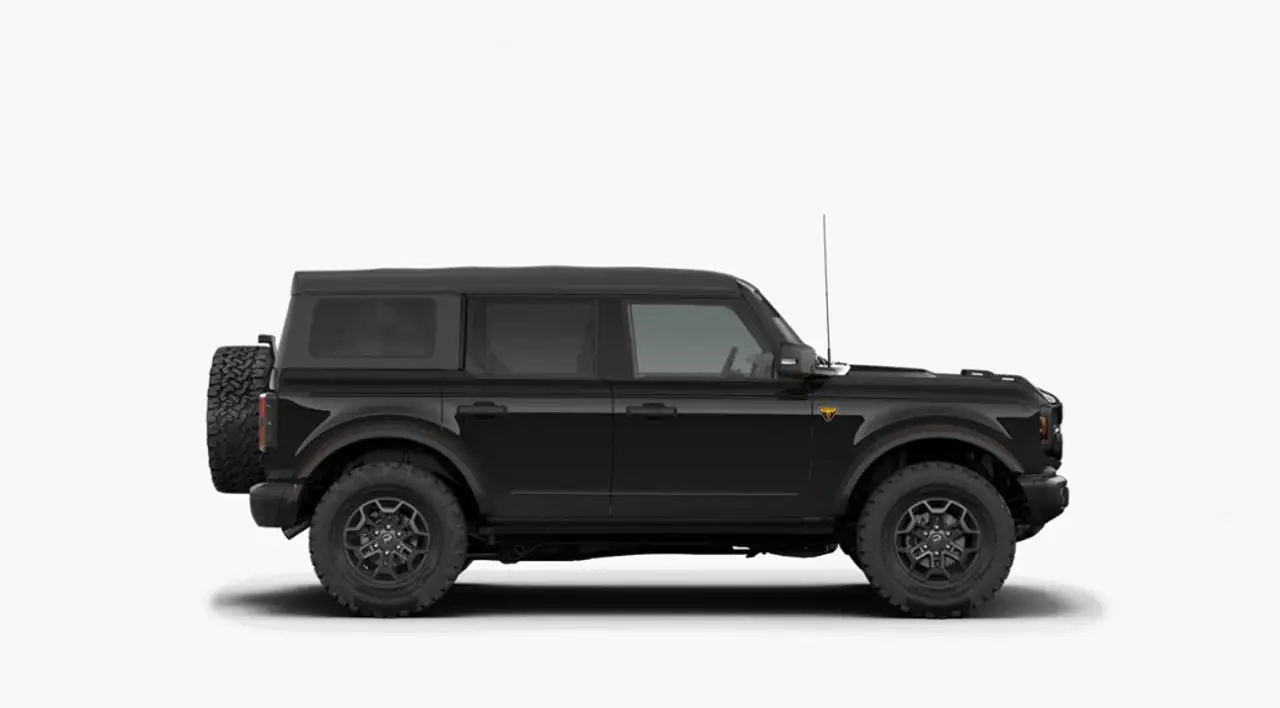 Ford Bronco photo Ford Bronco