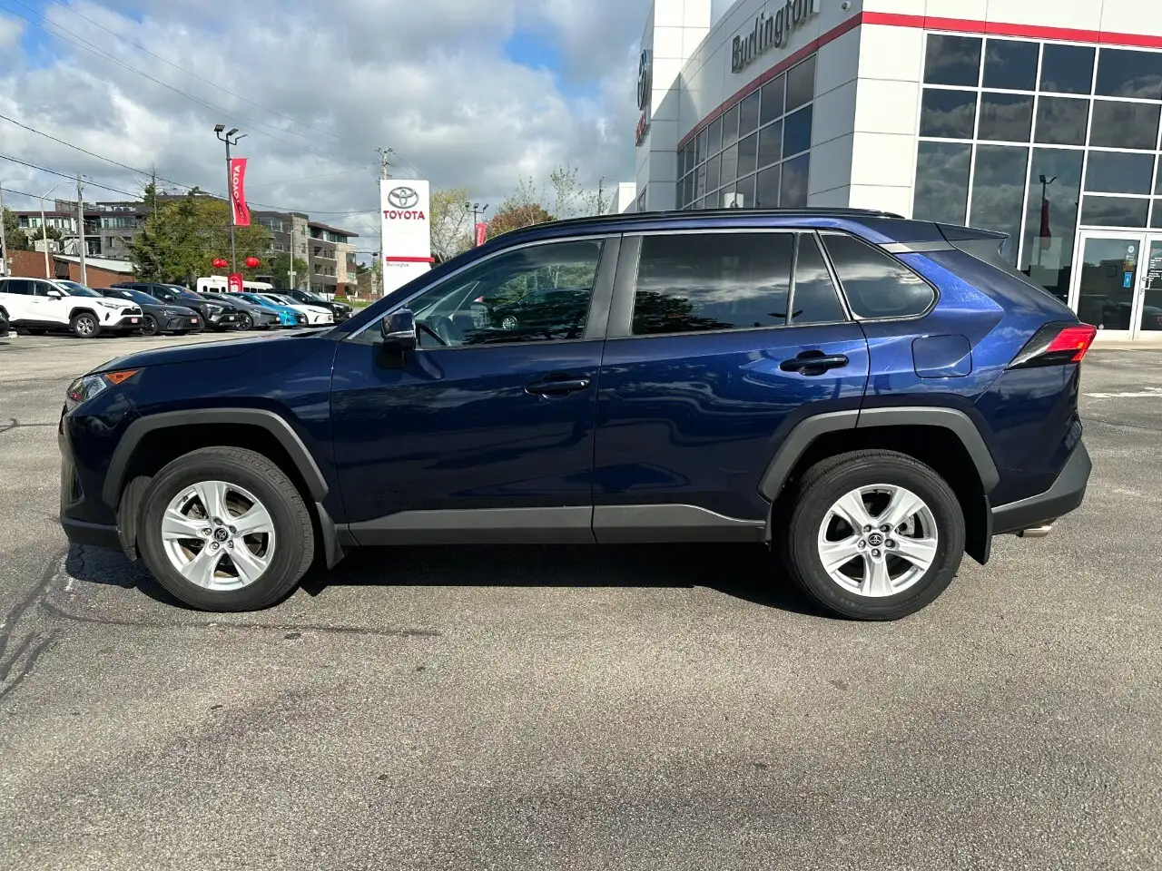 Toyota RAV 4 снимка Toyota RAV 4