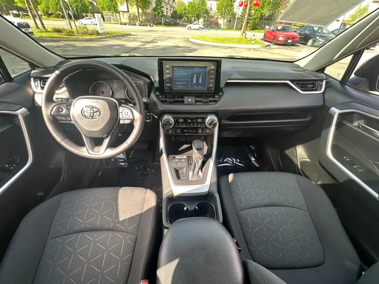 Toyota RAV 4 снимка Toyota RAV 4