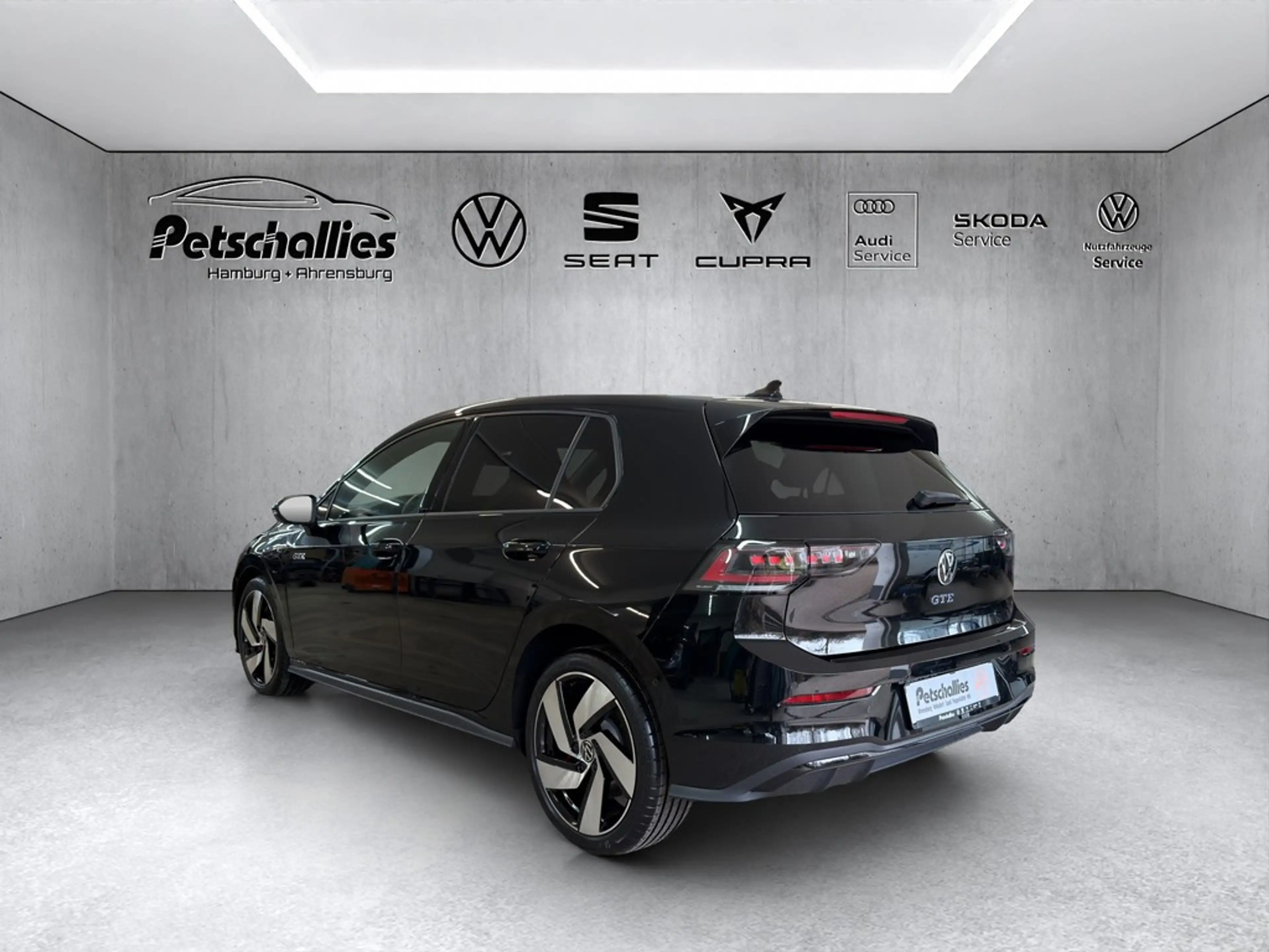 Volkswagen Golf GTE 1.5 eHybrid DSG PANO/AHK/ACC/IQ.LIGHT — photo 3