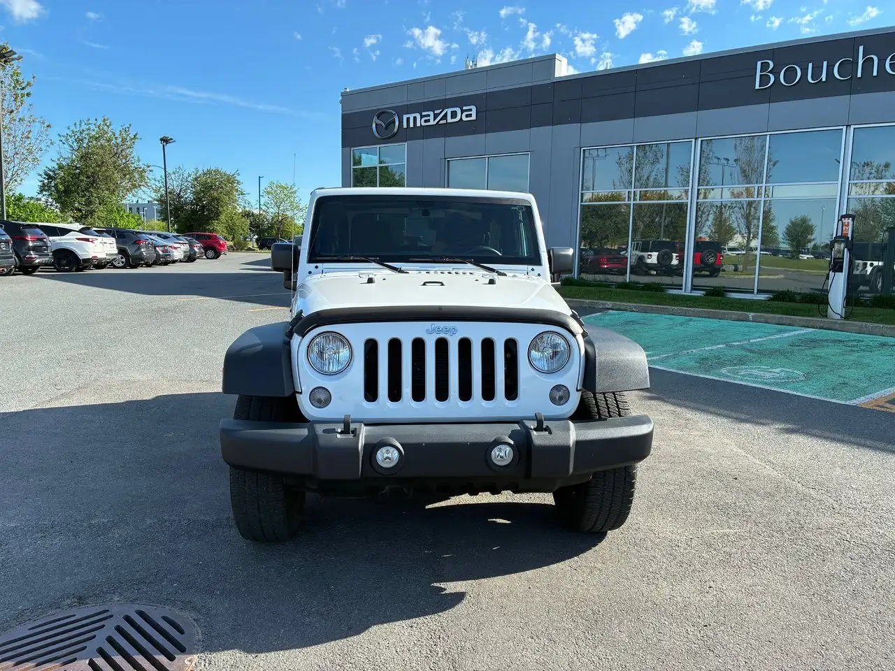 Jeep Wrangler снимка Jeep Wrangler