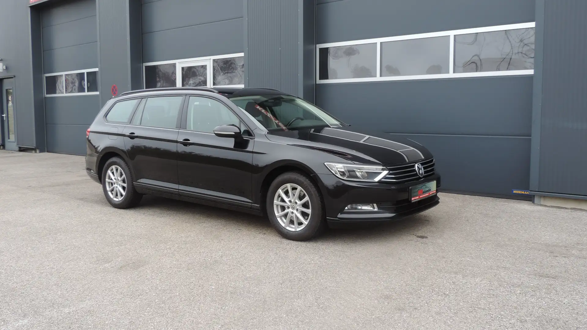 Volkswagen Passat Variant 2,0 TDI SCR / AHV / MFL / SH / 1.Besitz / Noir - 1