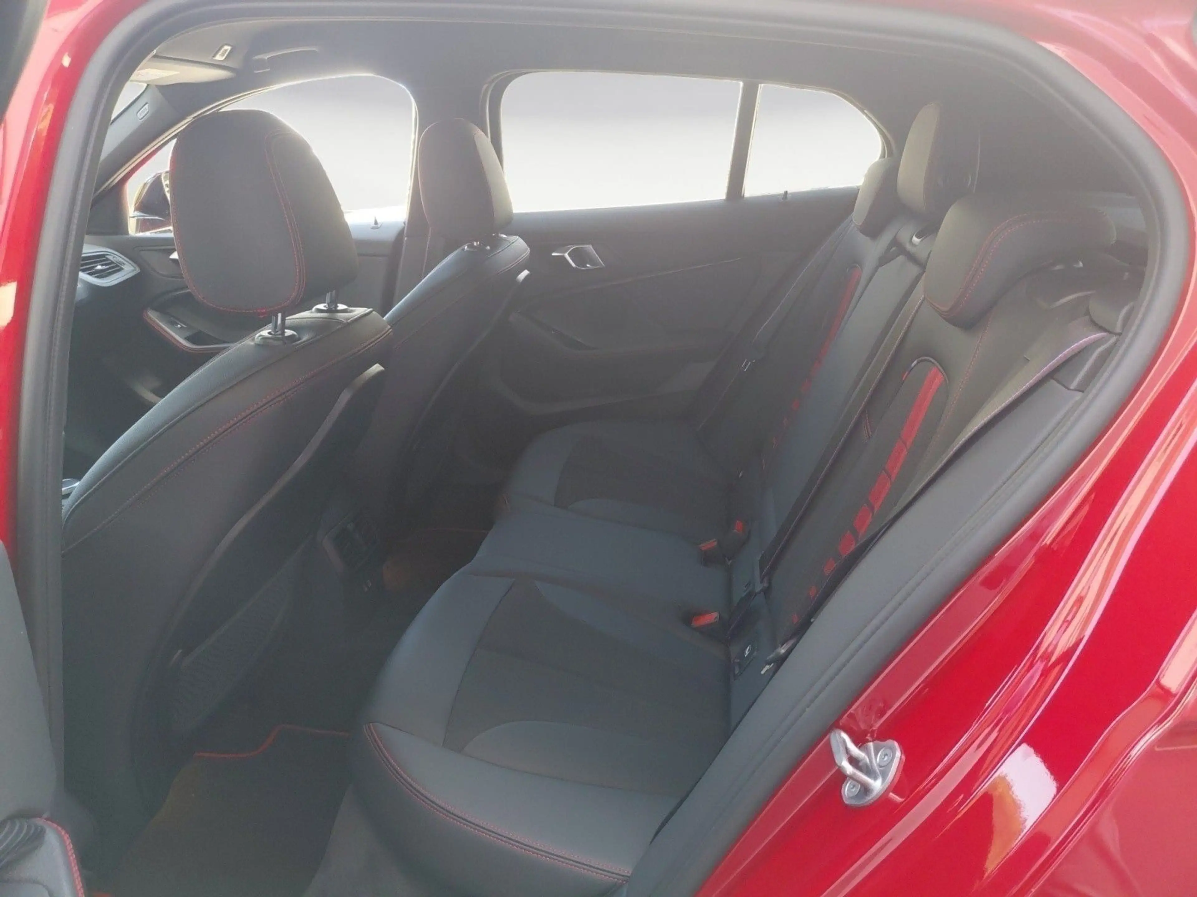 BMW 128 ti Sport Aut. Klimaaut. Sportsitze Durchlade — photo 14