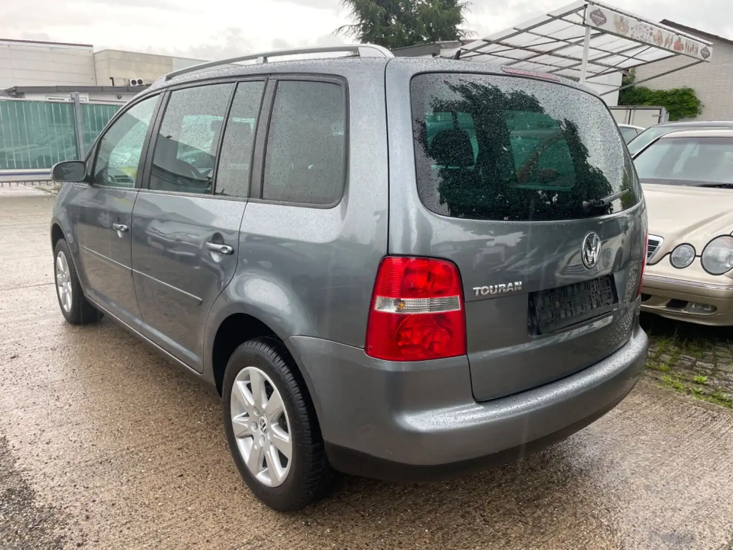Volkswagen Touran Goal KLIMA  AHK TÜV NEU !!! Grau - 2