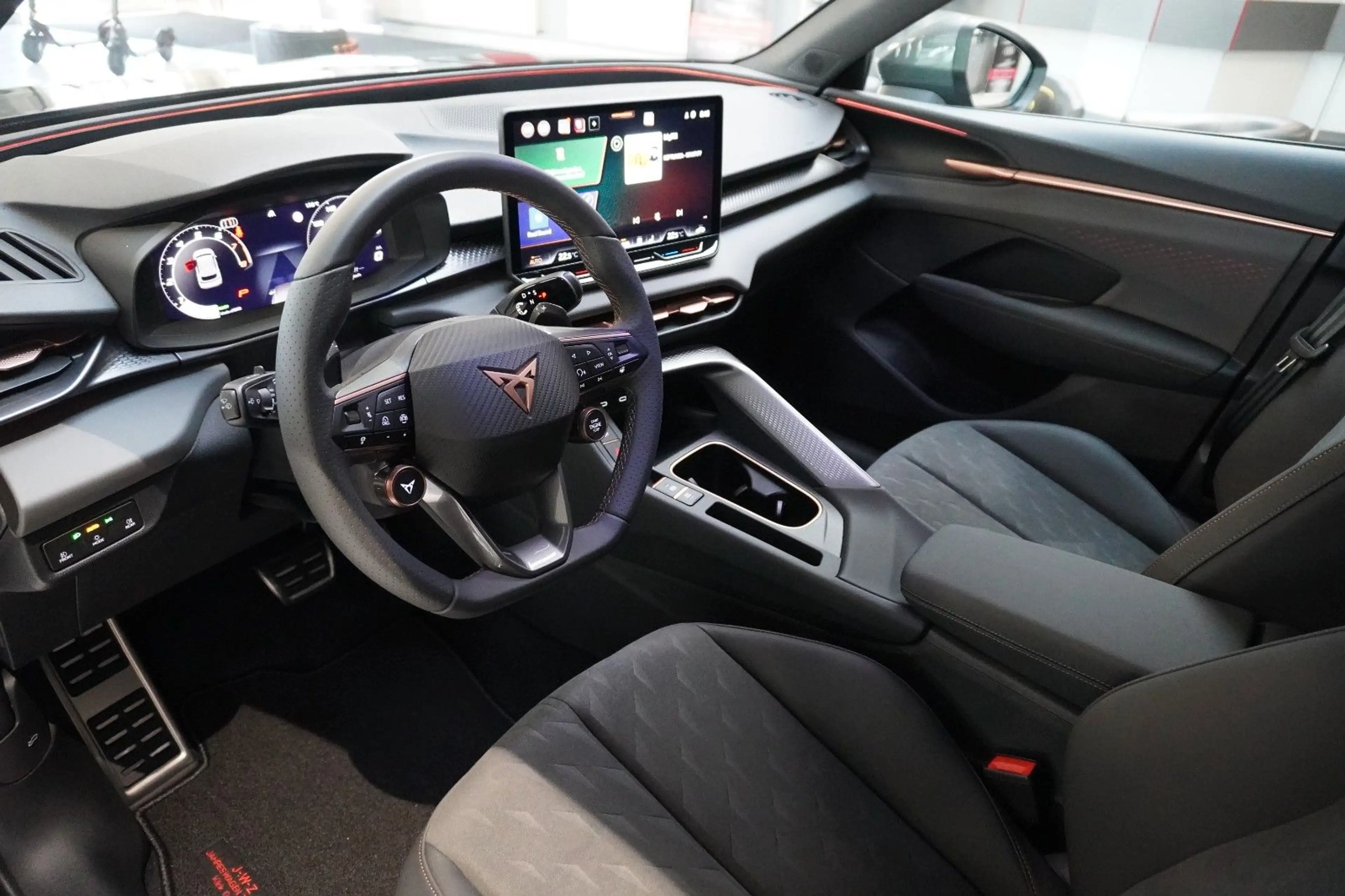 CUPRA Terramar 1.5 eTSI DSG*AHK*MEMORY*FULL LINK* — photo 7