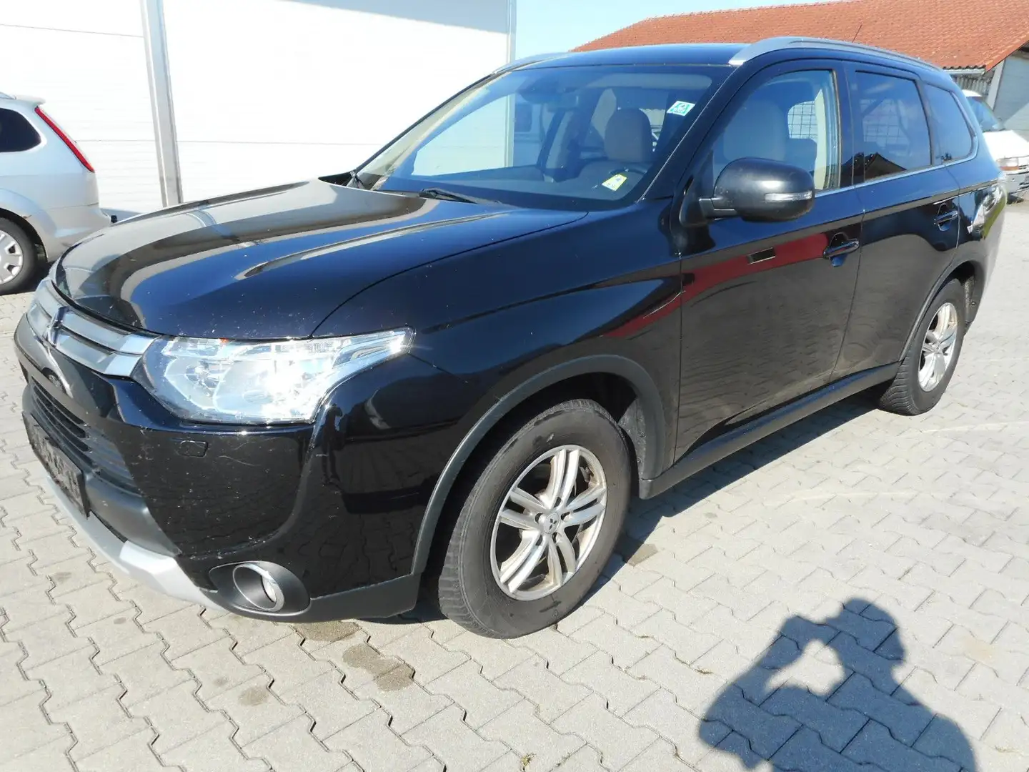 Mitsubishi Outlander ClearTec Instyle 4WD 7-Sitzer Leder Schwarz - 2
