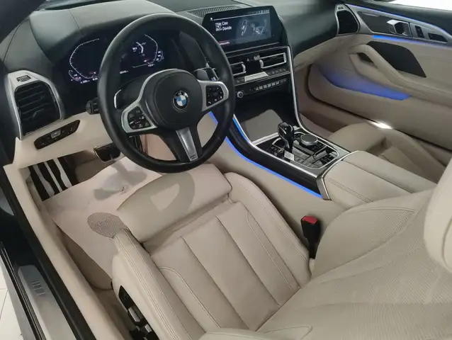 BMW 8 Series view 6