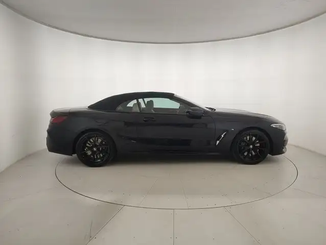 BMW 8 Series view 5