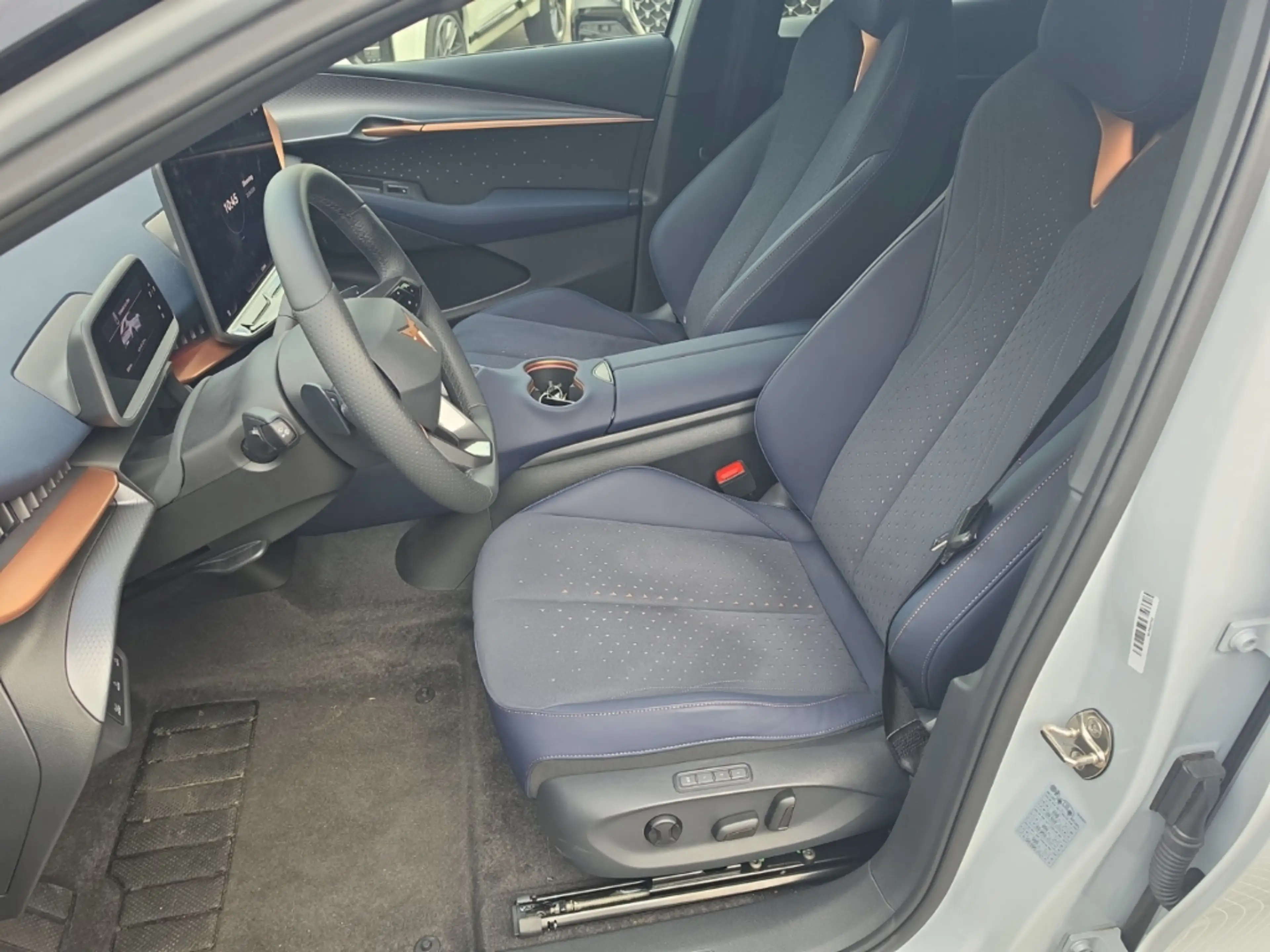 CUPRA Tavascan Endurance 82kWh Wärmepumpe Sennheiser el.Sitze Nav — photo 6