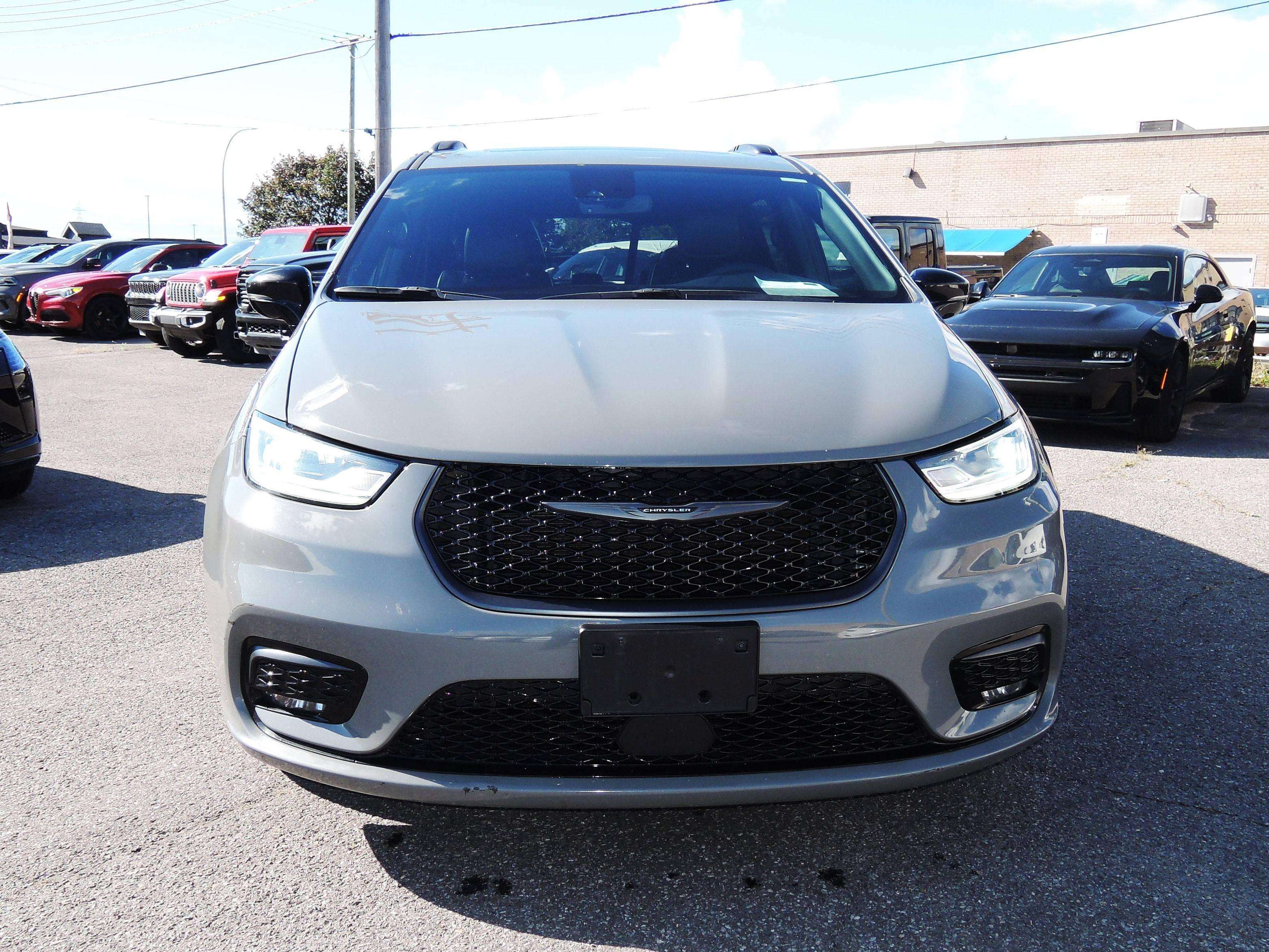 2025 Chrysler Pacifica