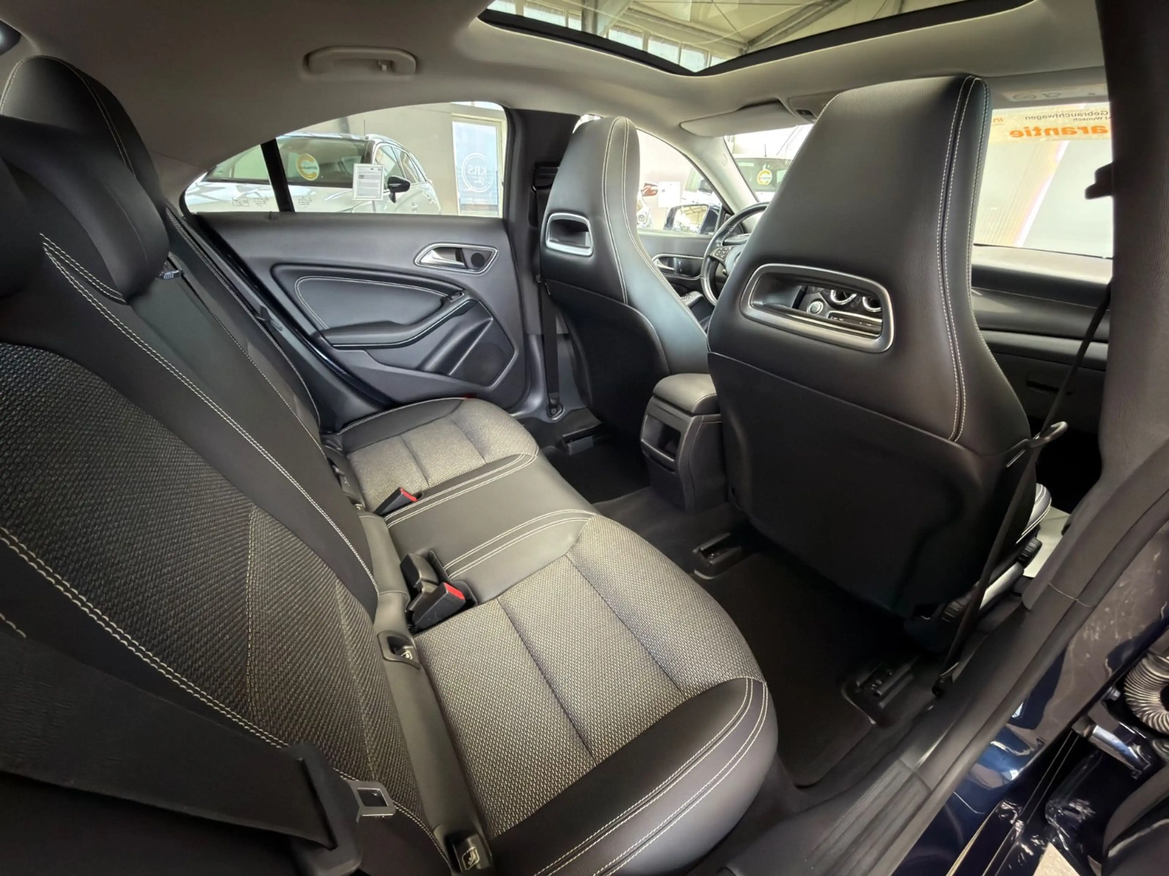Mercedes-Benz CLA 220 d Sport Automatik*GARANTIE*PANORAMA*2HAND — photo 15