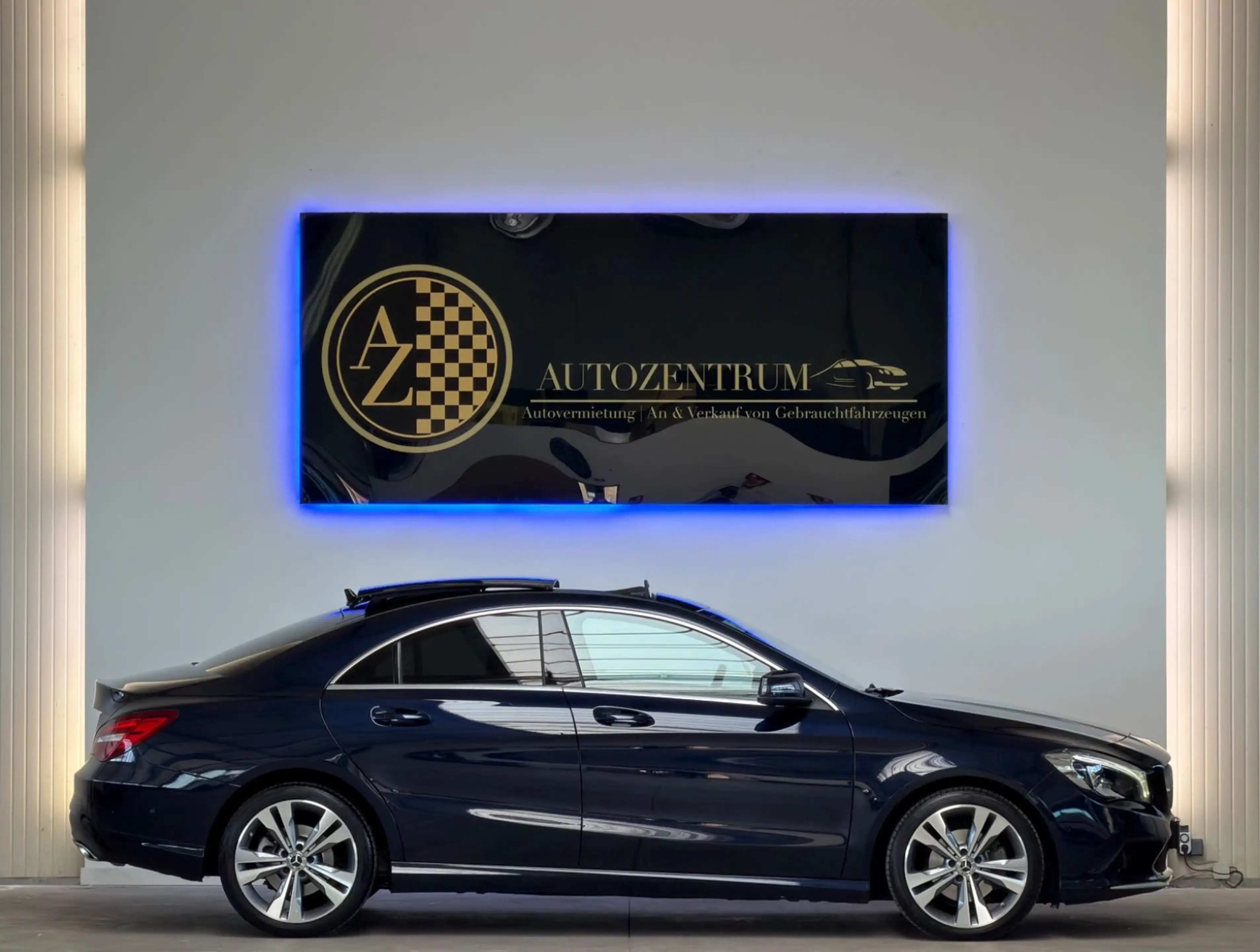 Mercedes-Benz CLA 220 d Sport Automatik*GARANTIE*PANORAMA*2HAND — photo 9