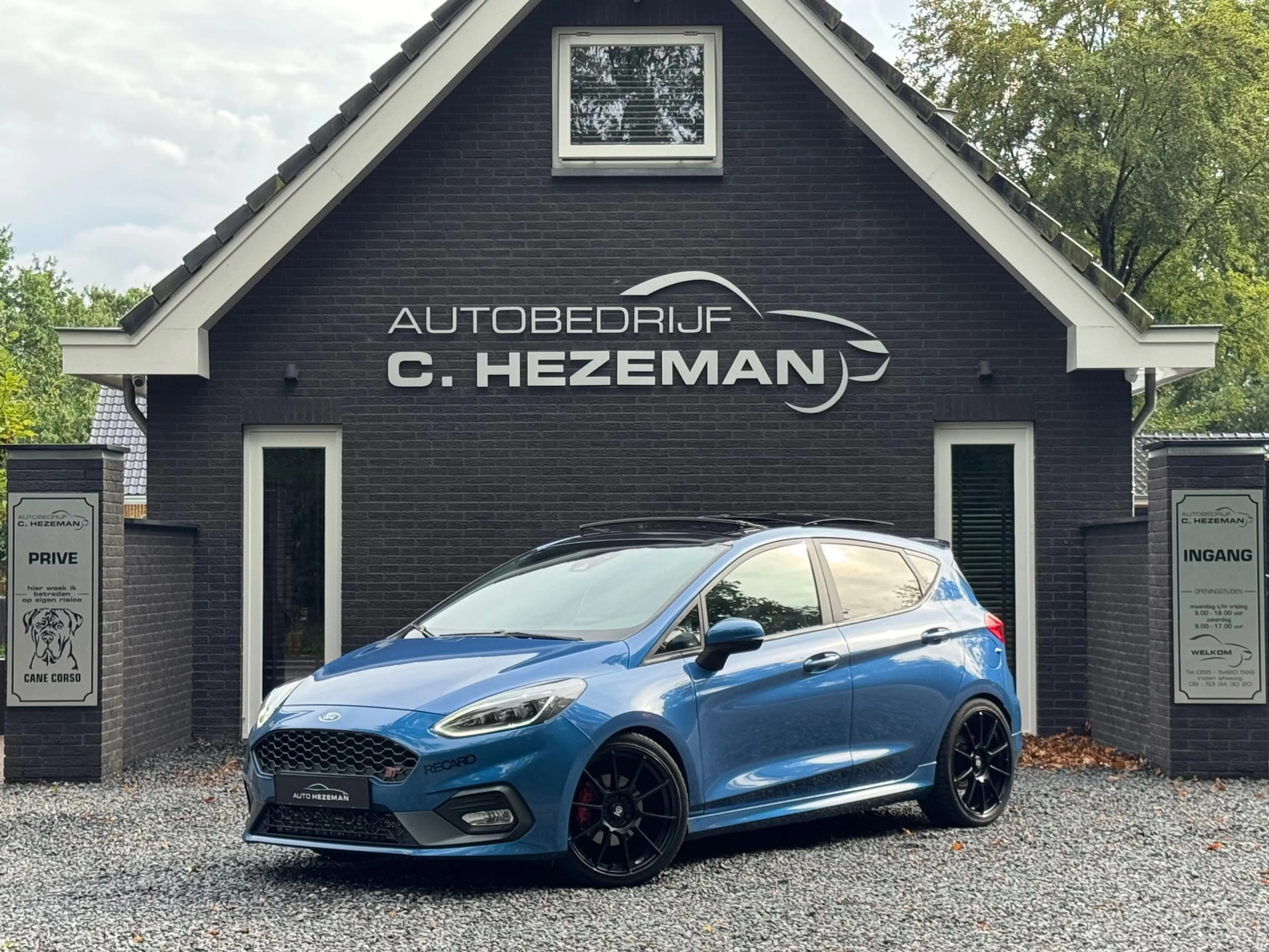 Ford Fiesta 1.5 200PK ST-3 PERF 1E EIGENAAR DEALEROH PANORAMAD — photo 2