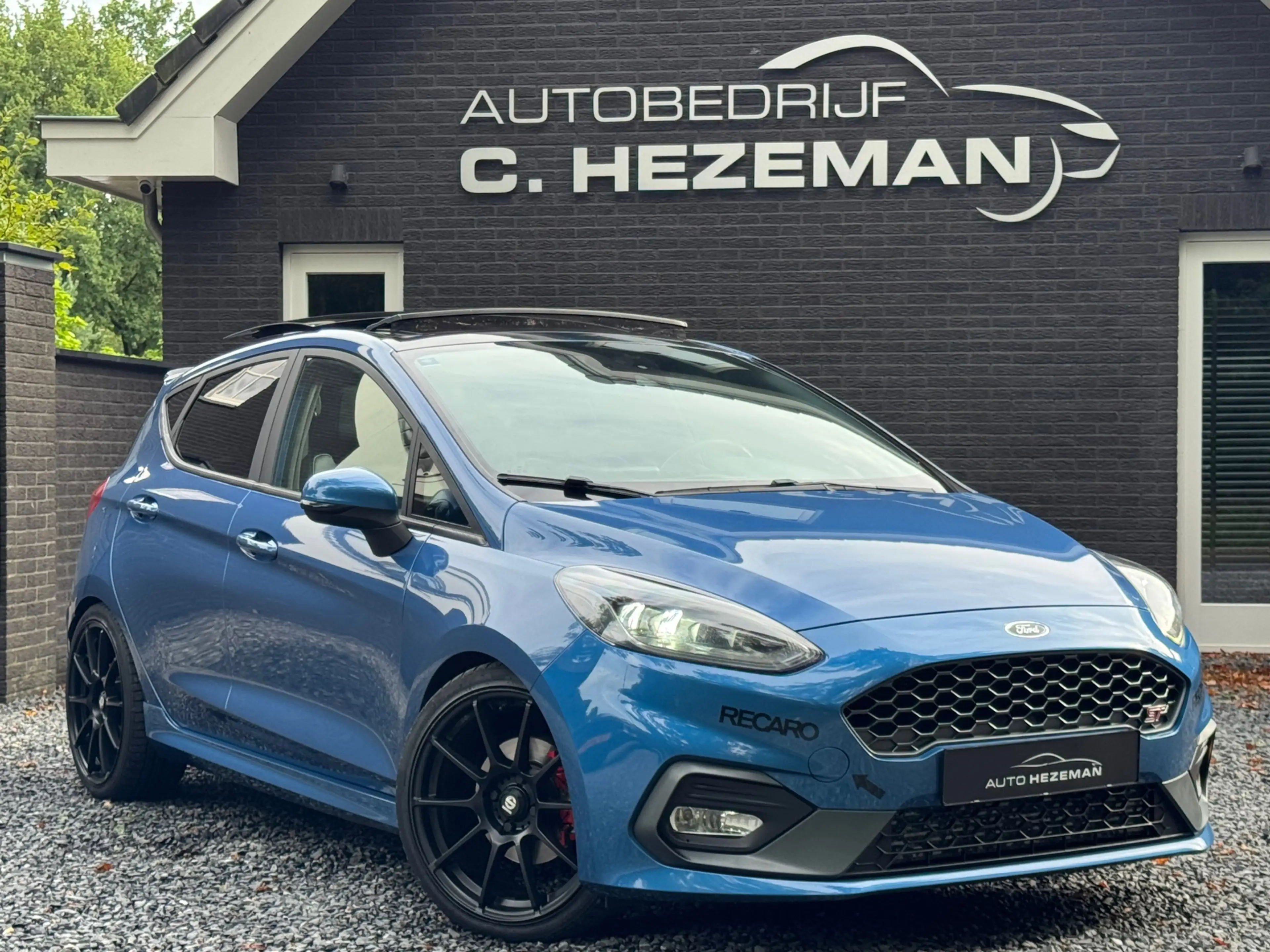 Ford Fiesta 1.5 200PK ST-3 PERF 1E EIGENAAR DEALEROH PANORAMAD — photo 18