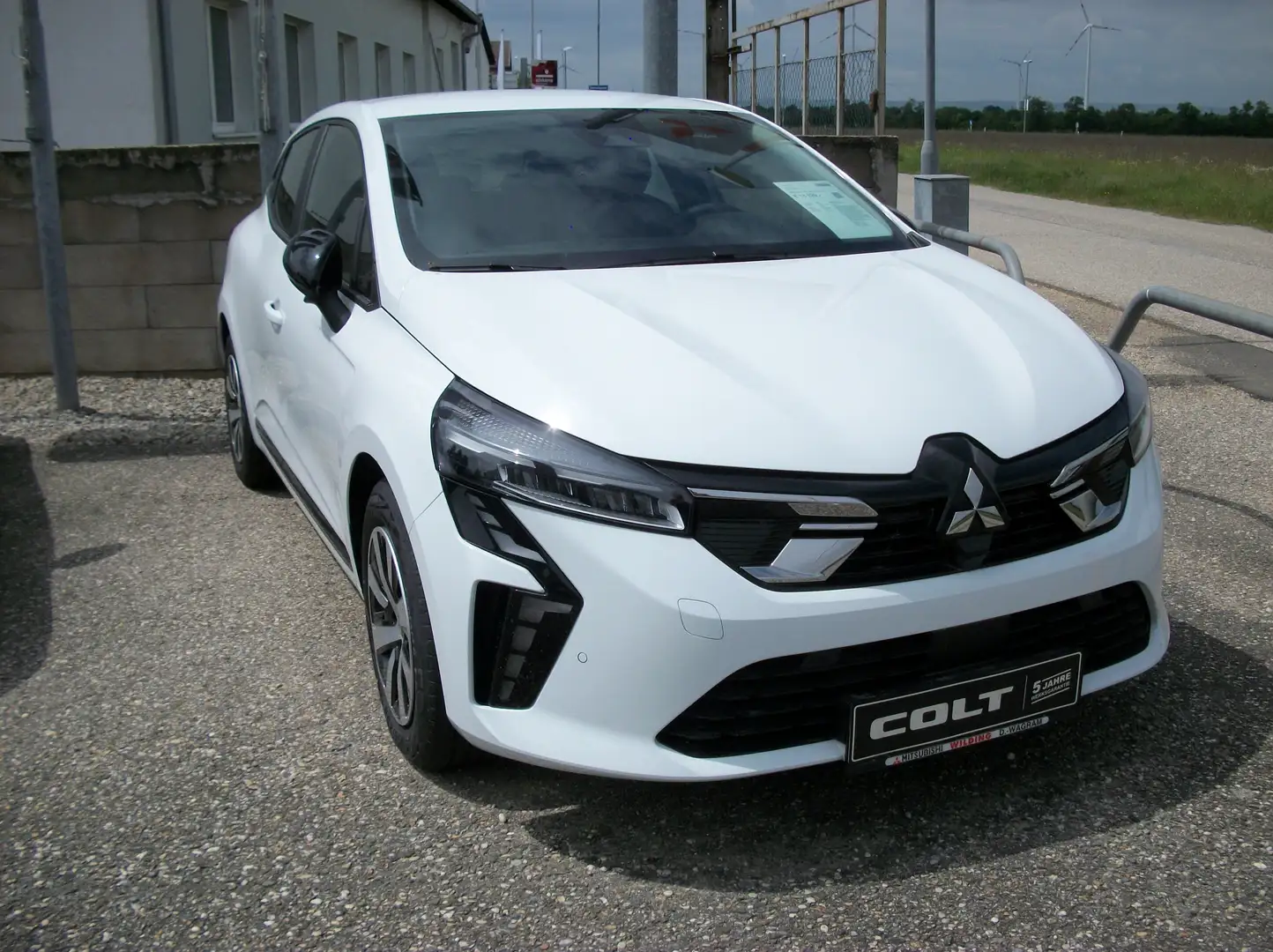 Mitsubishi Colt 1,0MPI Invite C 24 inkl.... Blanco - 2