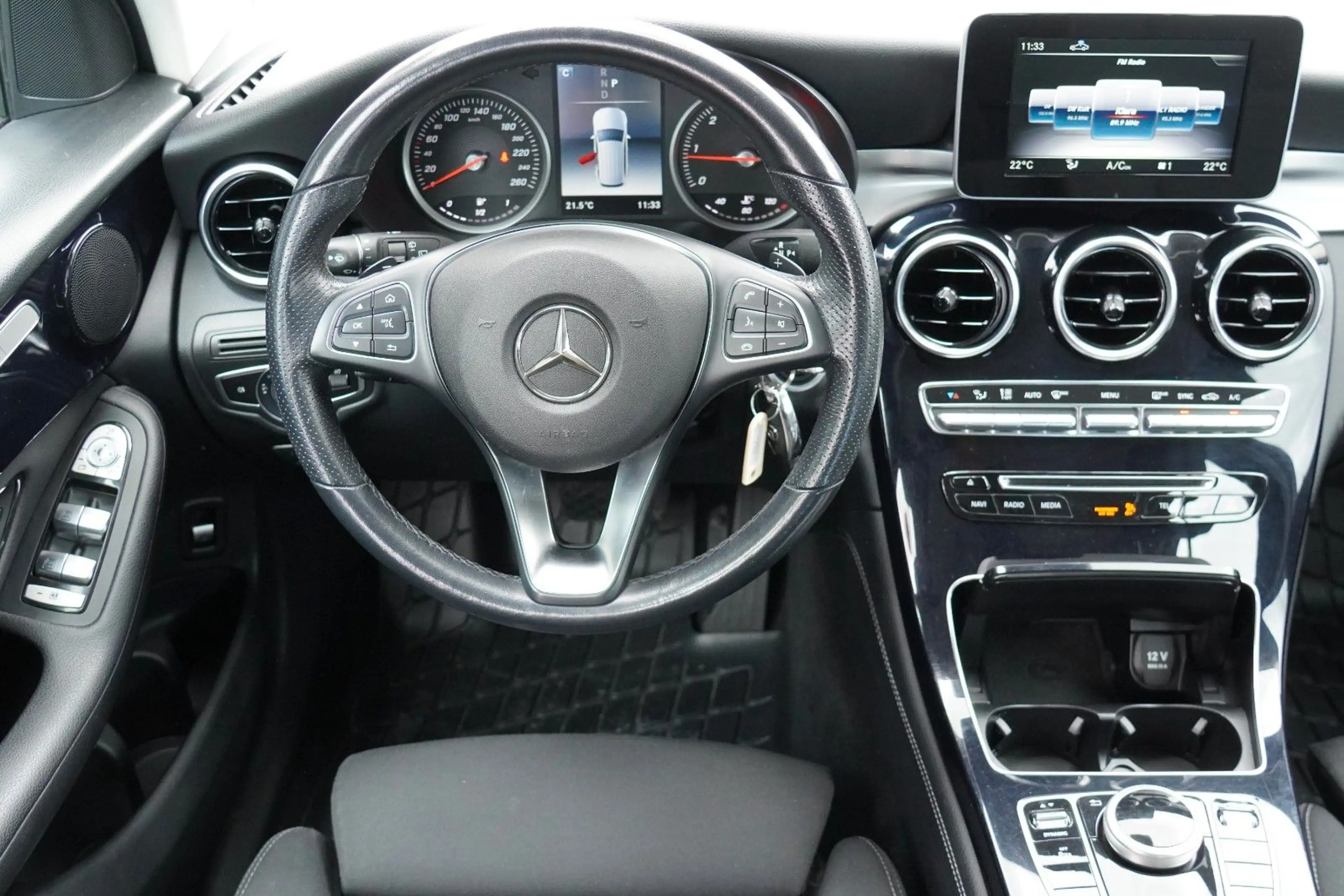 Mercedes-Benz GLC 220 d 4Matic MIT 3 JAHREN GARANTIE !!! — photo 14