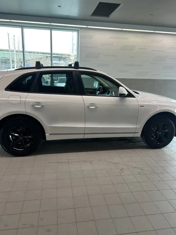 Audi Q5 снимка Audi Q5