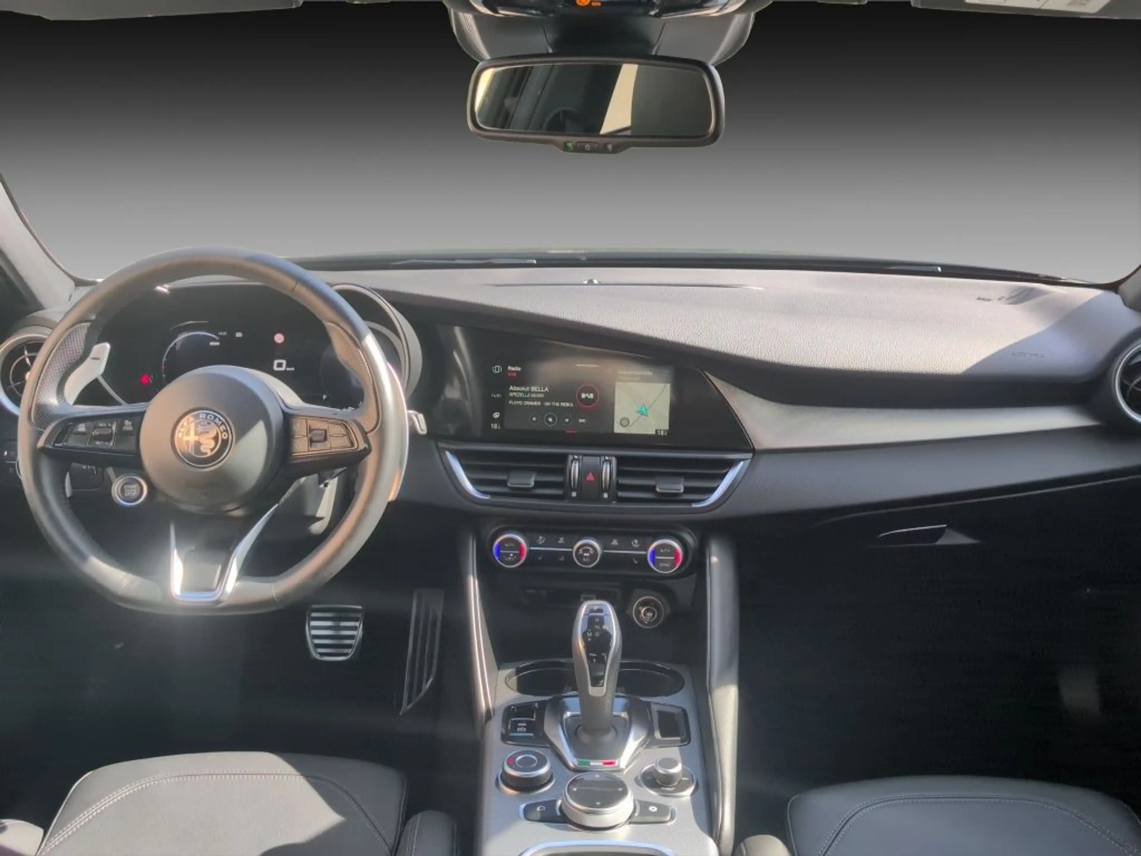Alfa Romeo Giulia GIULIA 280PS Q4 VELOCE FACELIFT LED MATRIX NAVI — photo 10