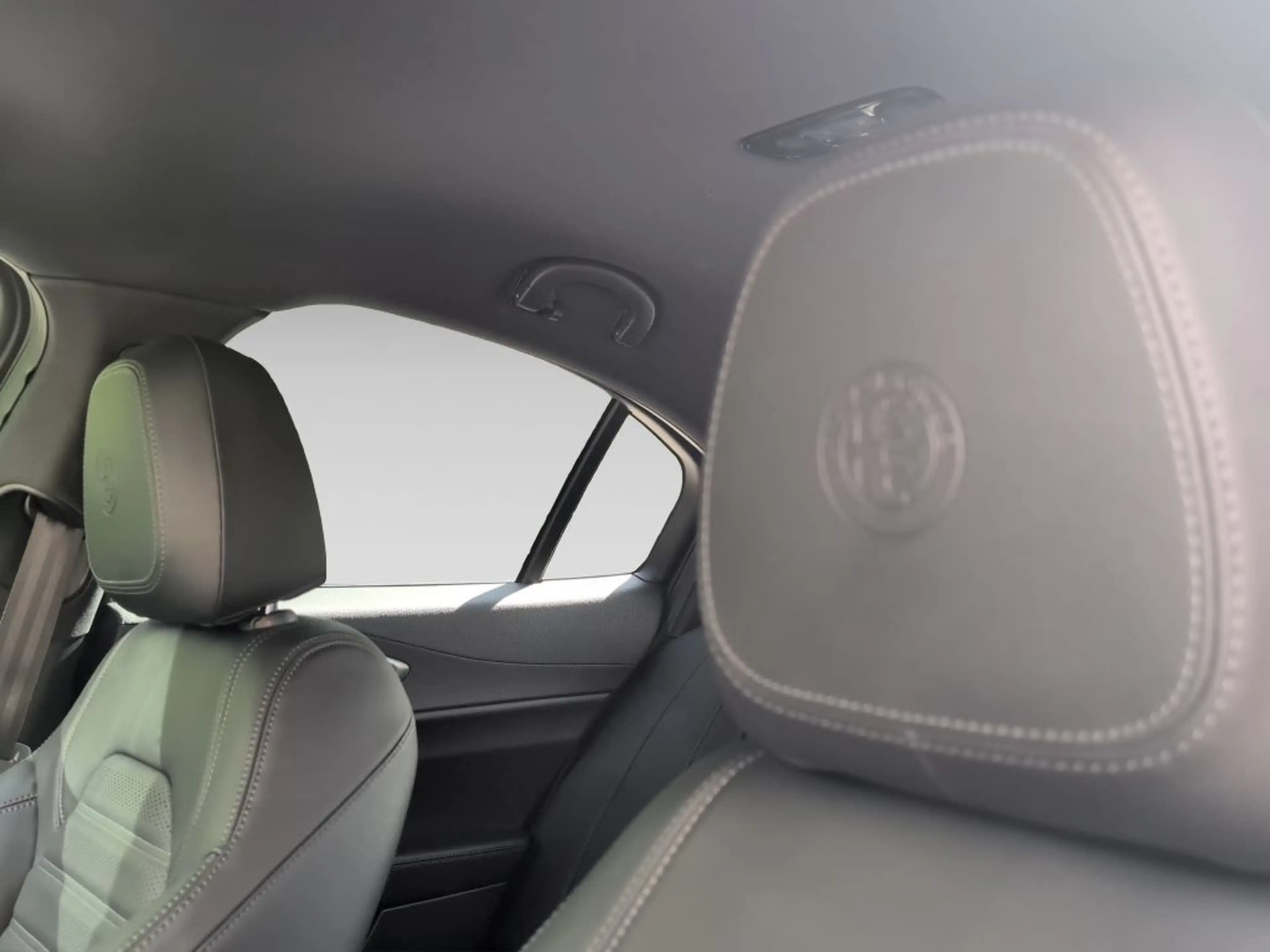 Alfa Romeo Giulia GIULIA 280PS Q4 VELOCE FACELIFT LED MATRIX NAVI — photo 13