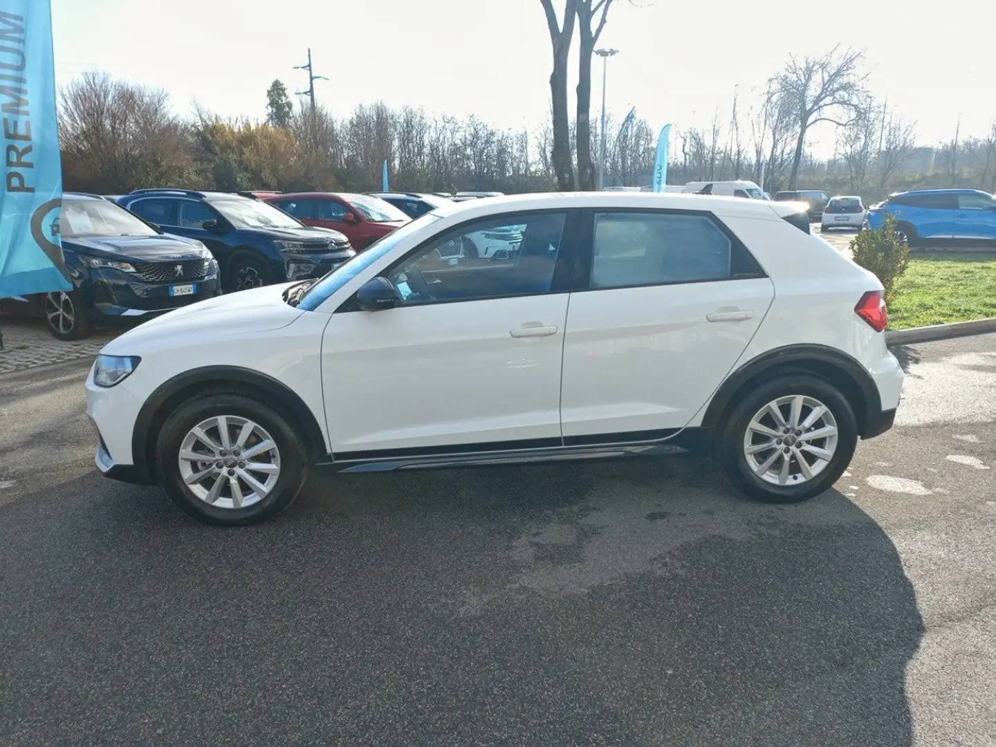 Audi A1 Citycarver 25 TSI Citycarver Admired Bianco - 2