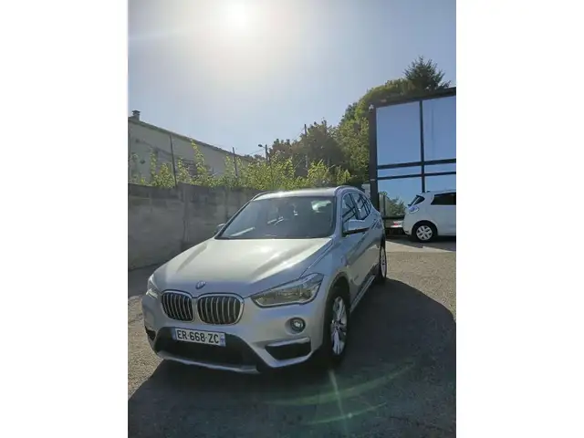 BMW X1 view 3