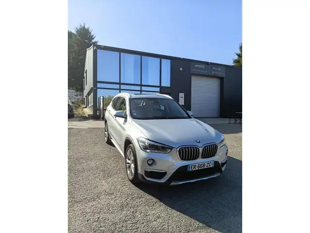 BMW X1 view 2