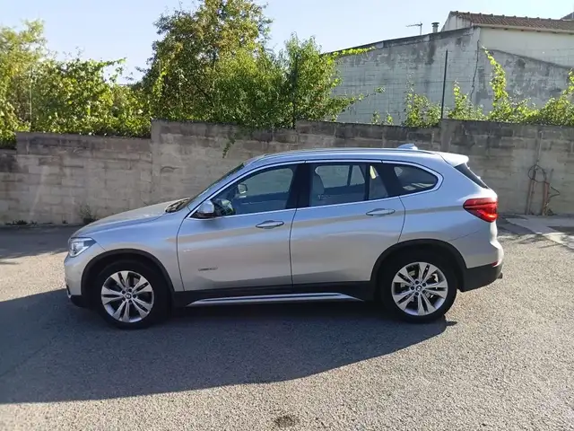 BMW X1 view 5