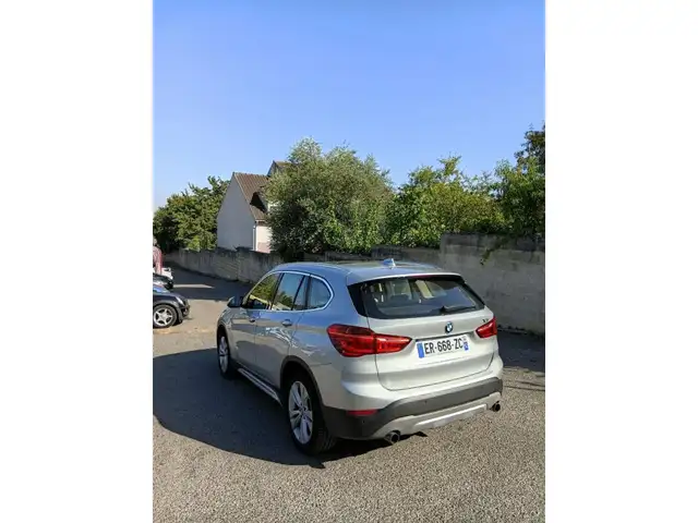 BMW X1 view 6