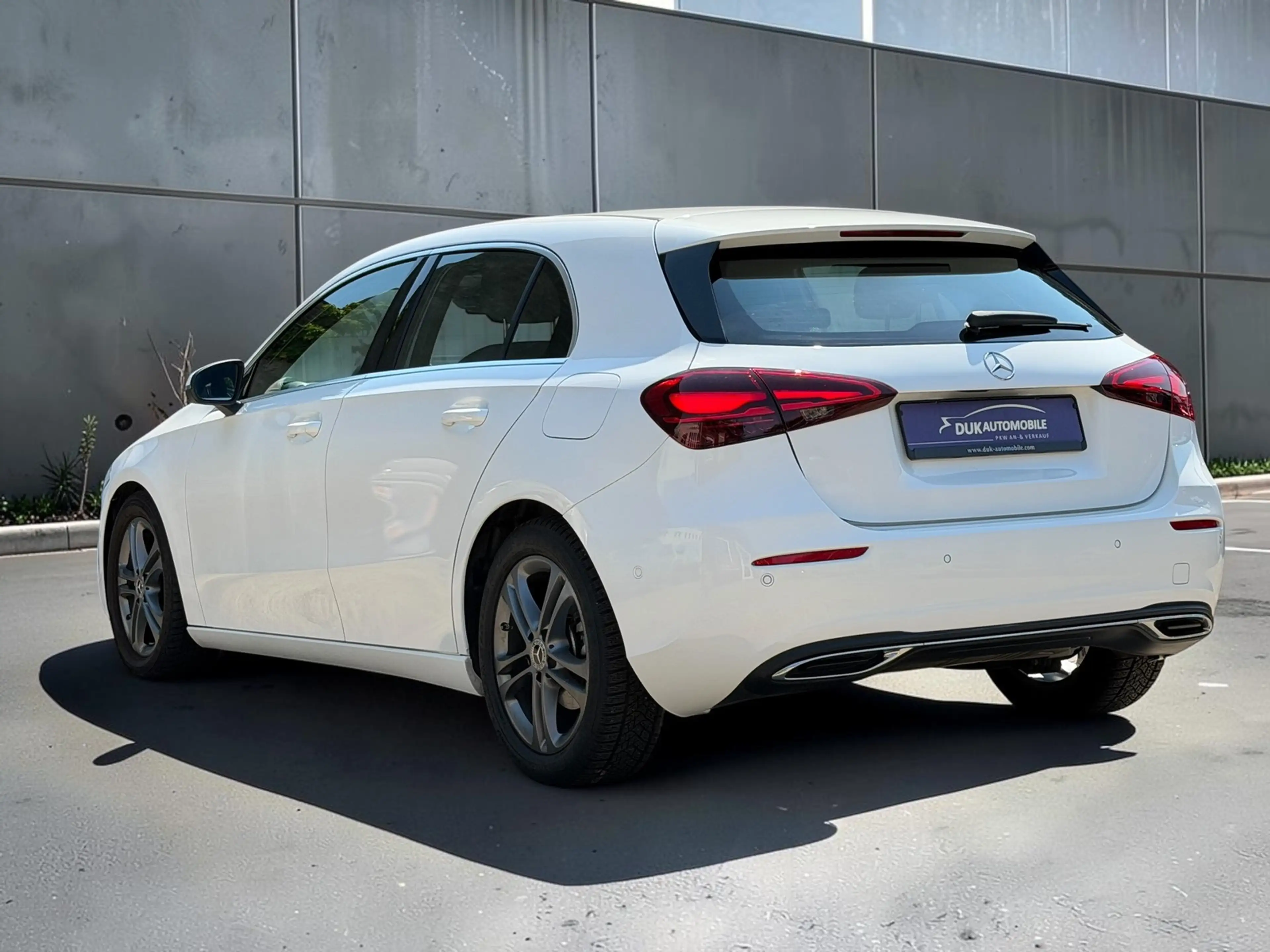 Mercedes-Benz A 180 A 180 Automatik Mild-Hybrid-Technologie — photo 7
