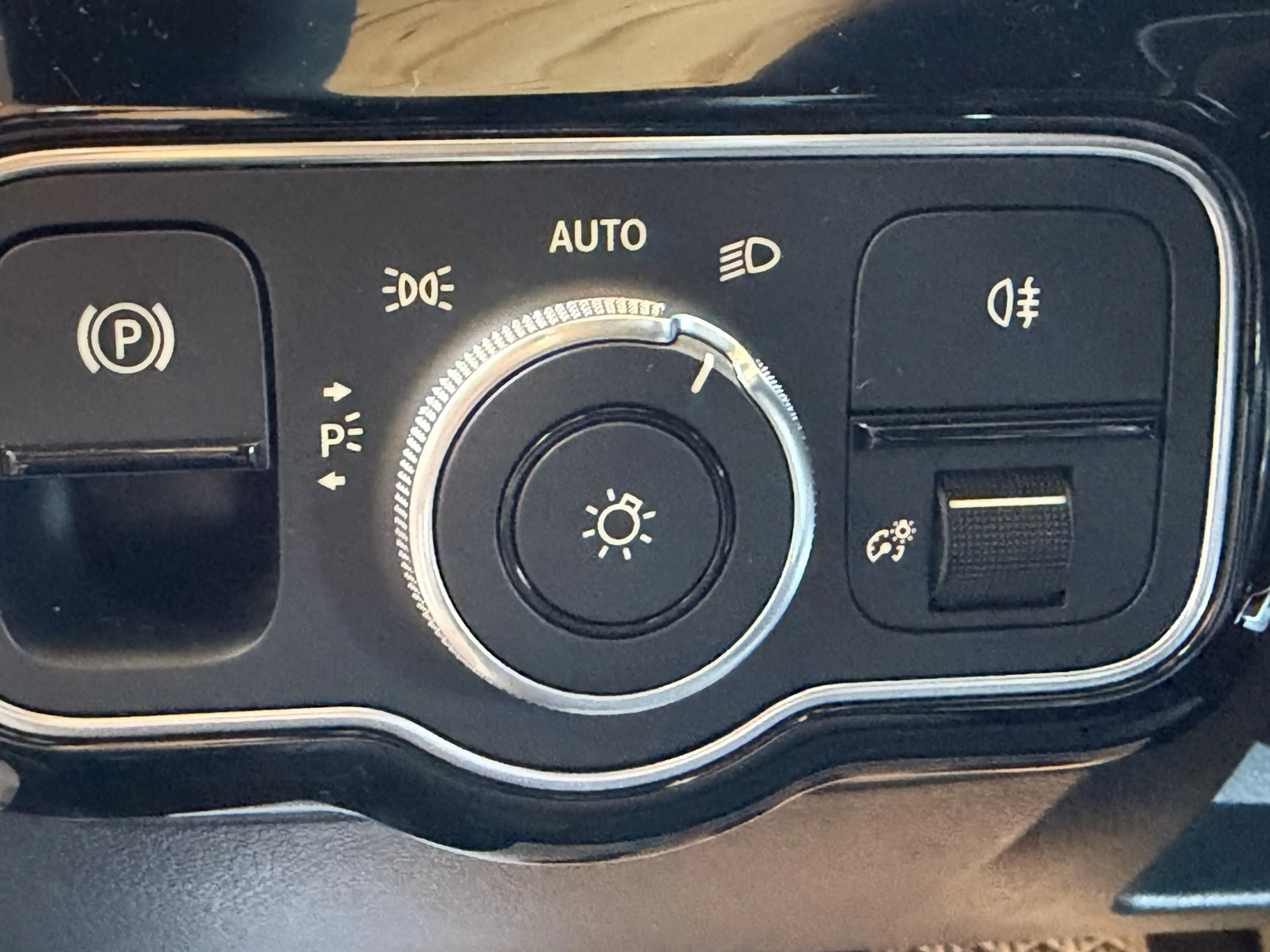 Mercedes-Benz A 180 A 180 Automatik Mild-Hybrid-Technologie — photo 15